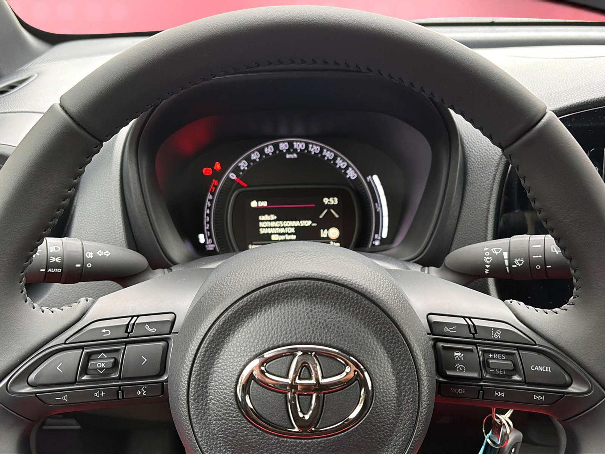 listing desktop thumbnail image 10