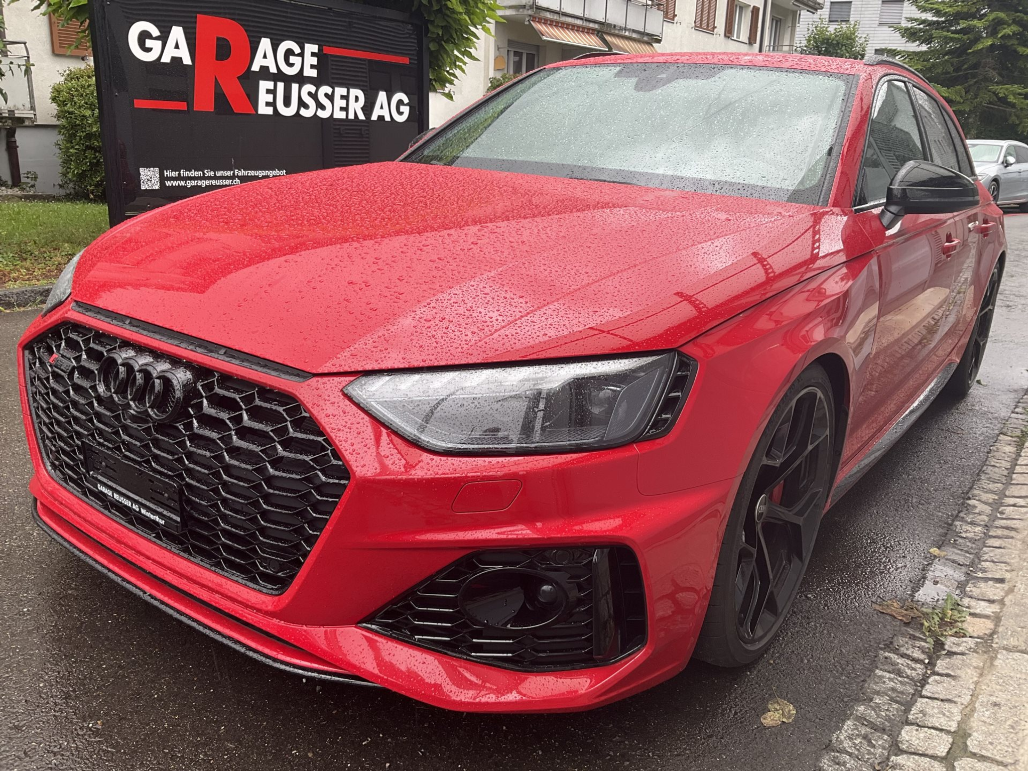 car-image-0