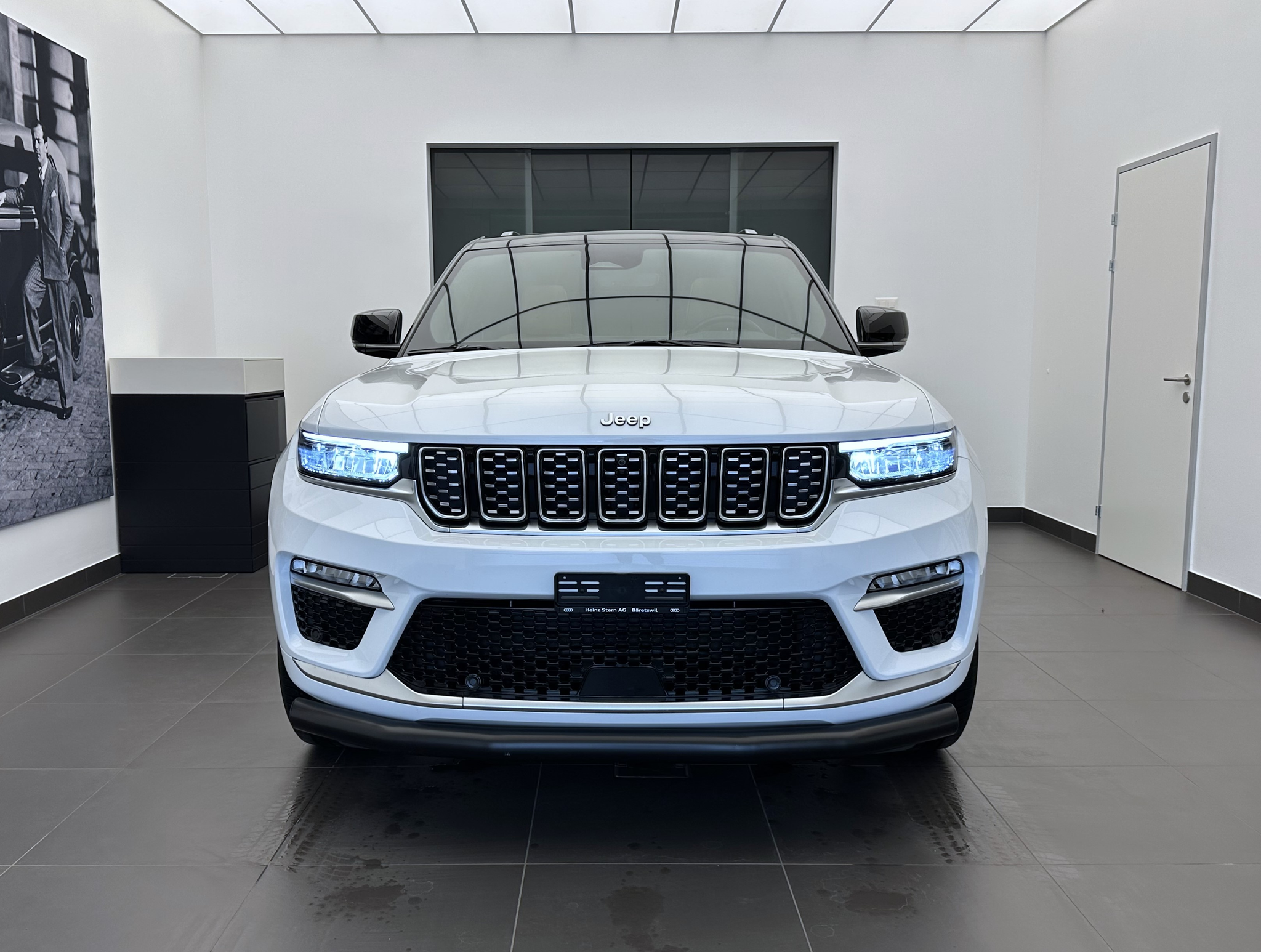 car-image-1