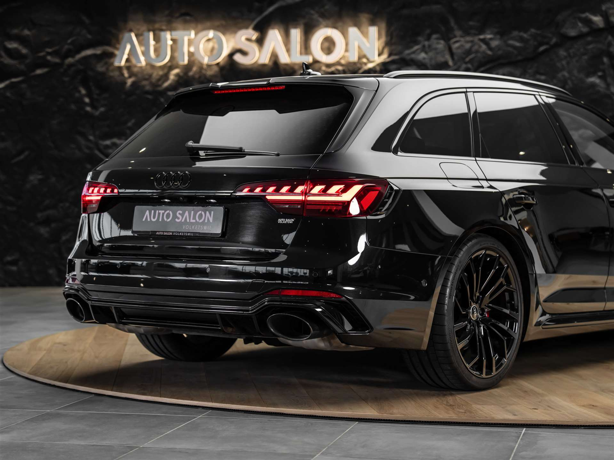 listing desktop thumbnail image 19