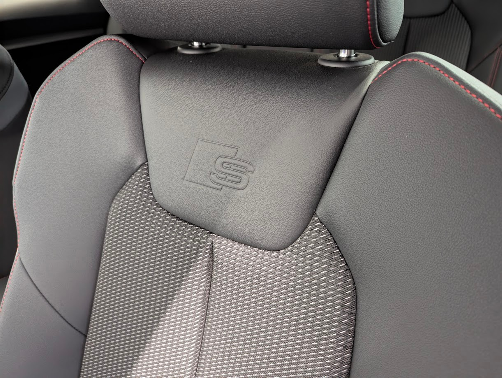 listing desktop thumbnail image 5