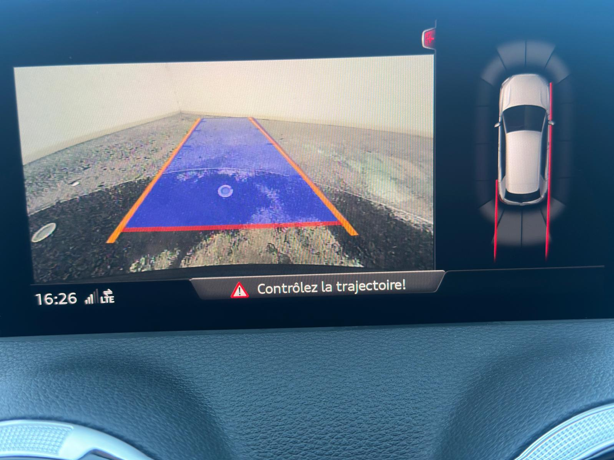 listing desktop thumbnail image 9