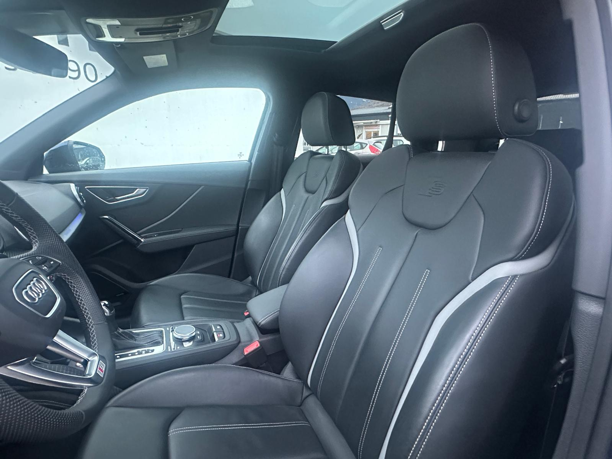 listing desktop thumbnail image 11