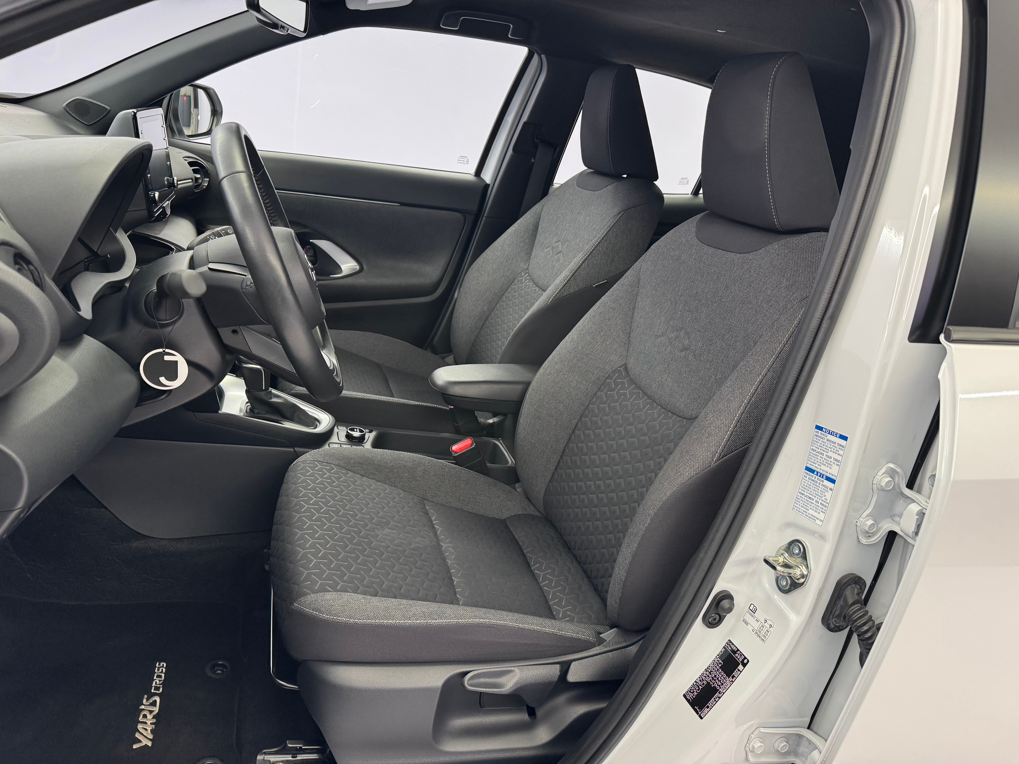 listing desktop thumbnail image 8