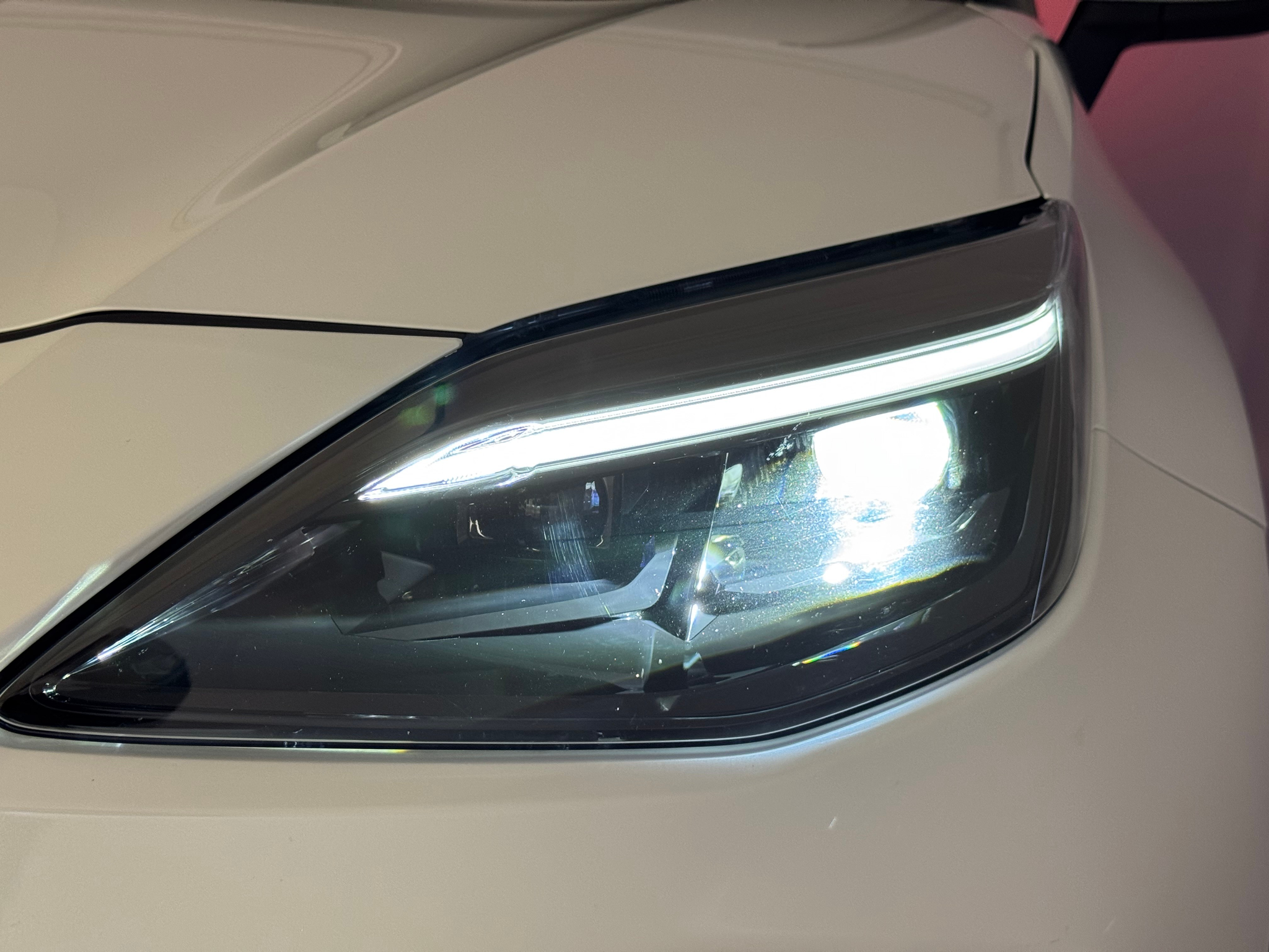 listing desktop thumbnail image 14