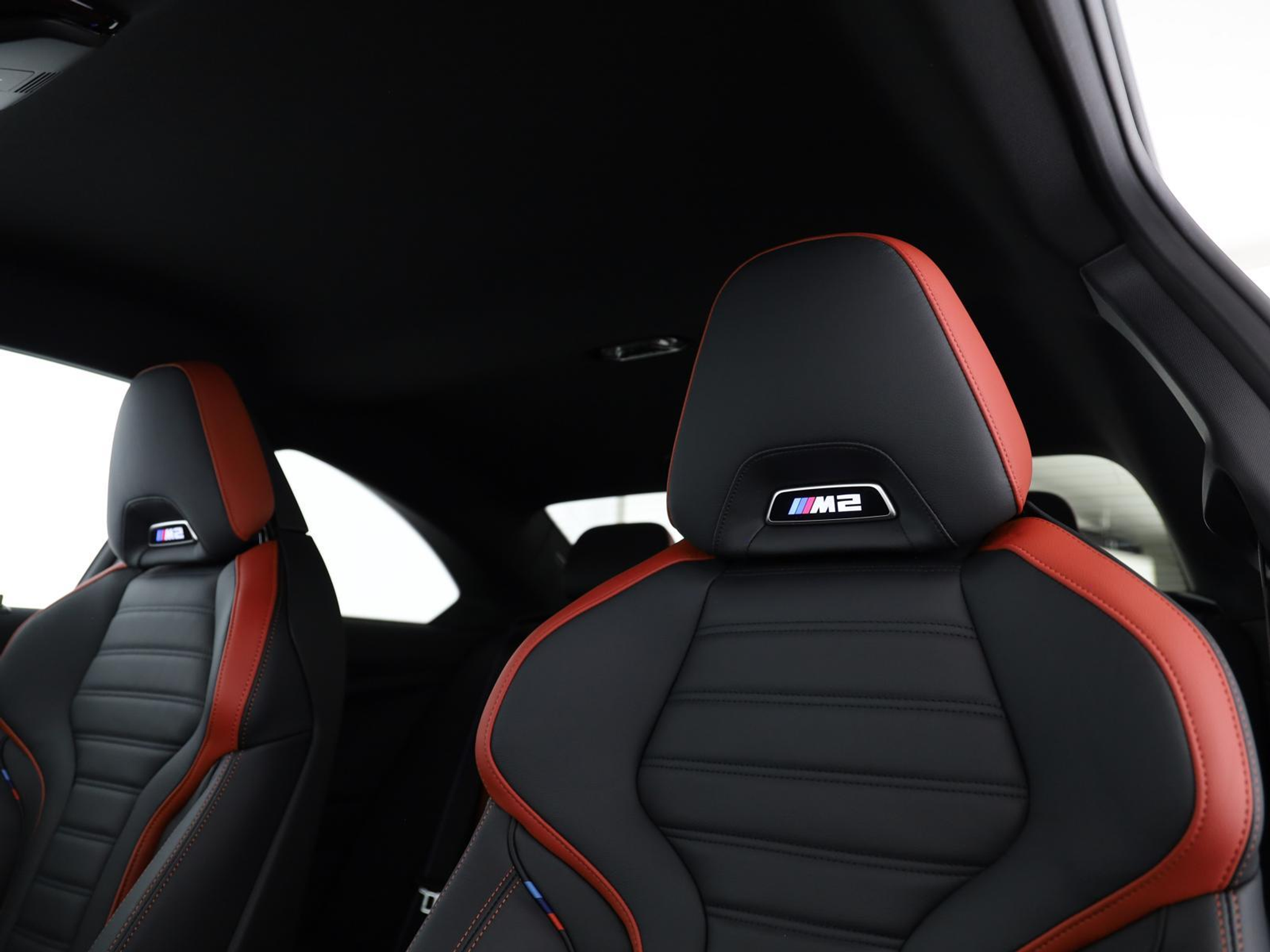 listing desktop thumbnail image 12