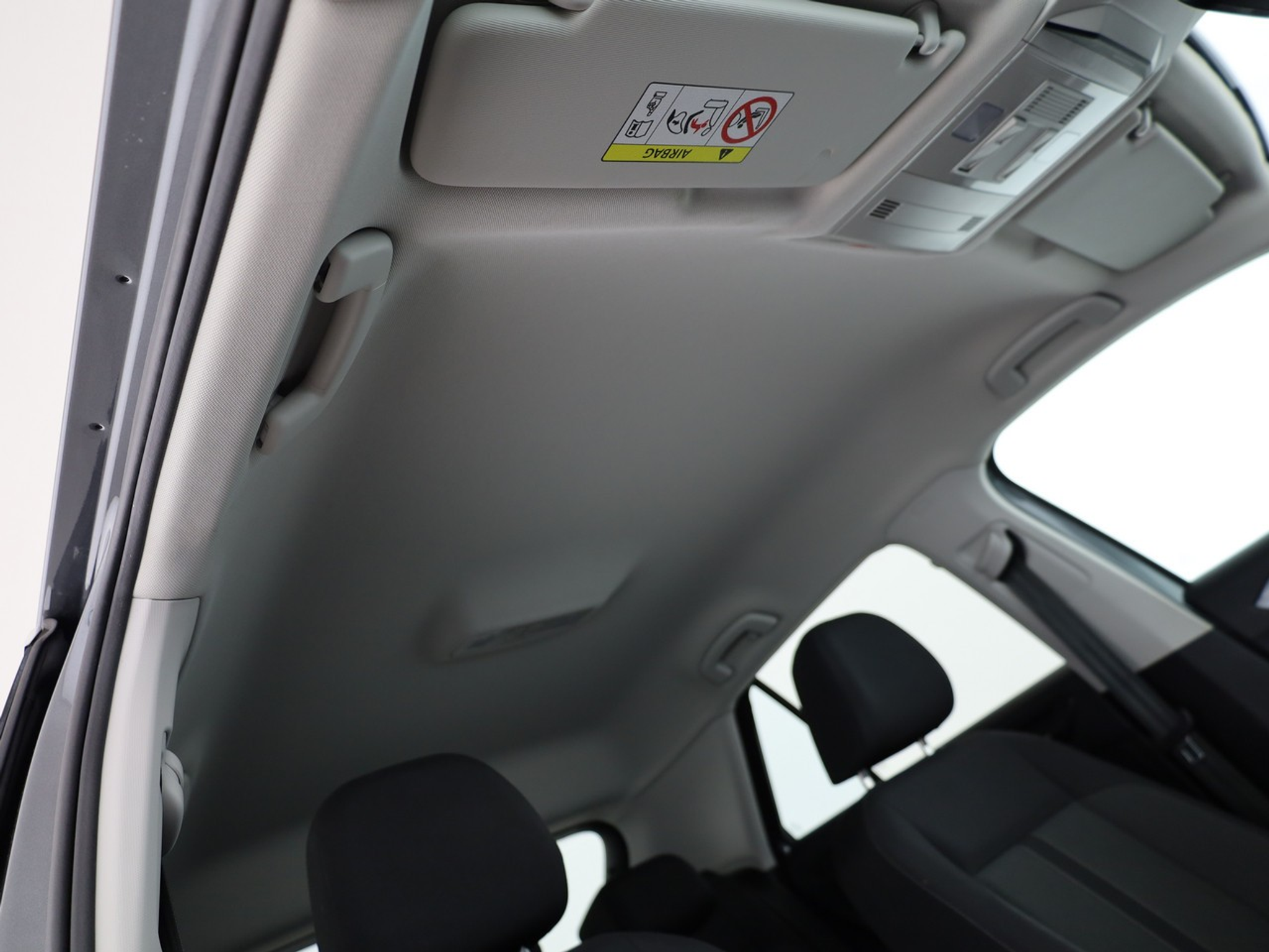 listing desktop thumbnail image 12