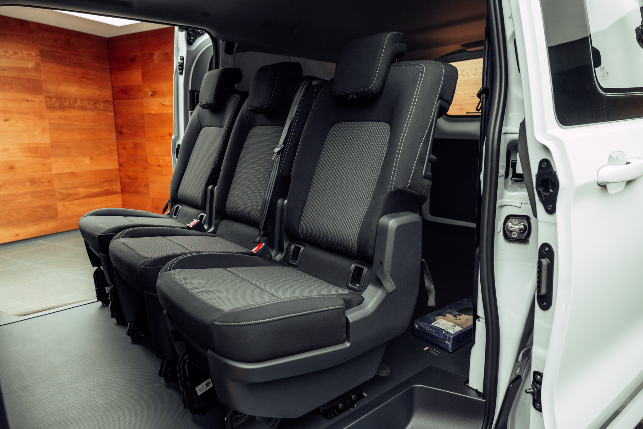 listing desktop thumbnail image 7