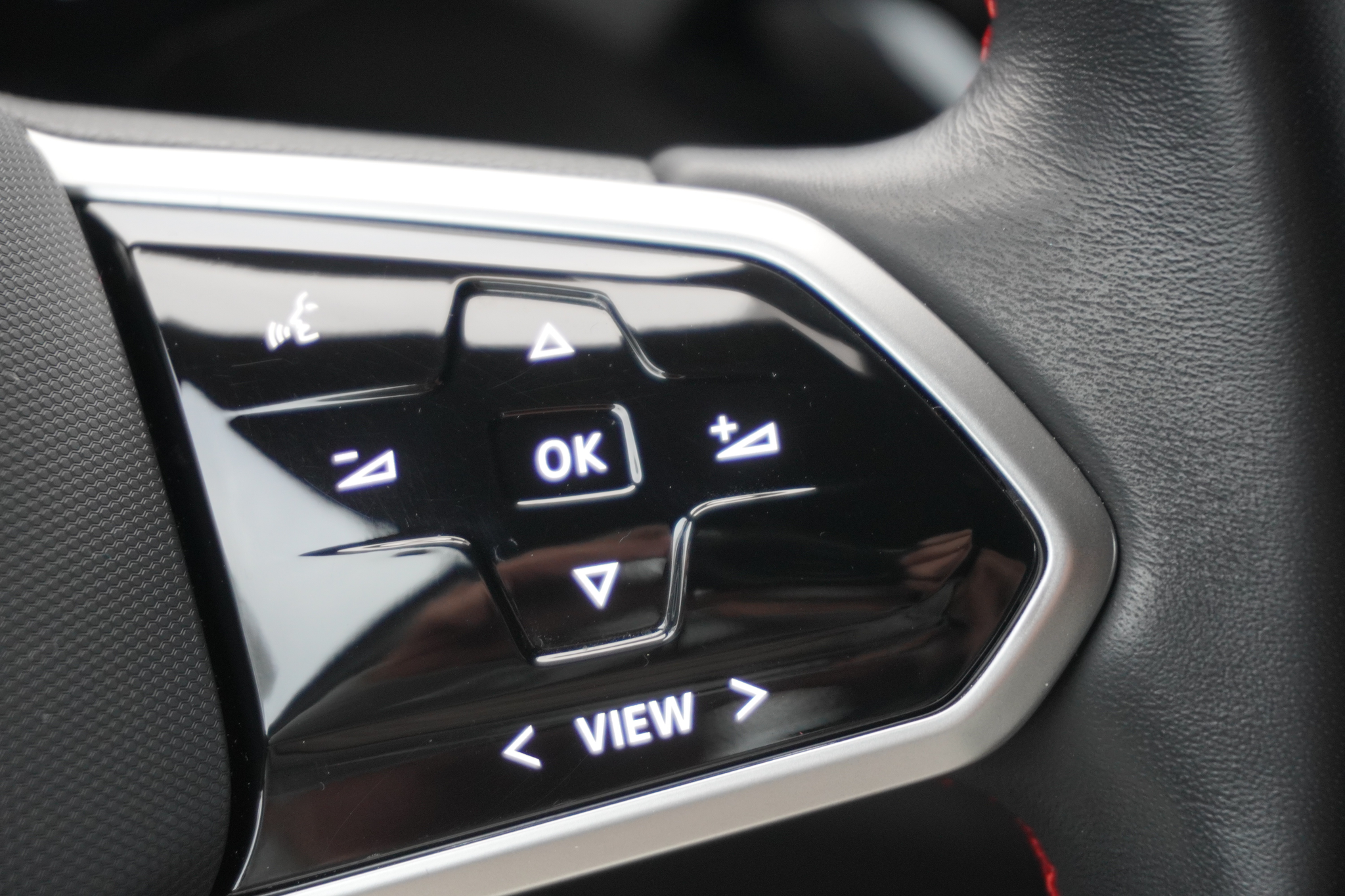 listing desktop thumbnail image 24