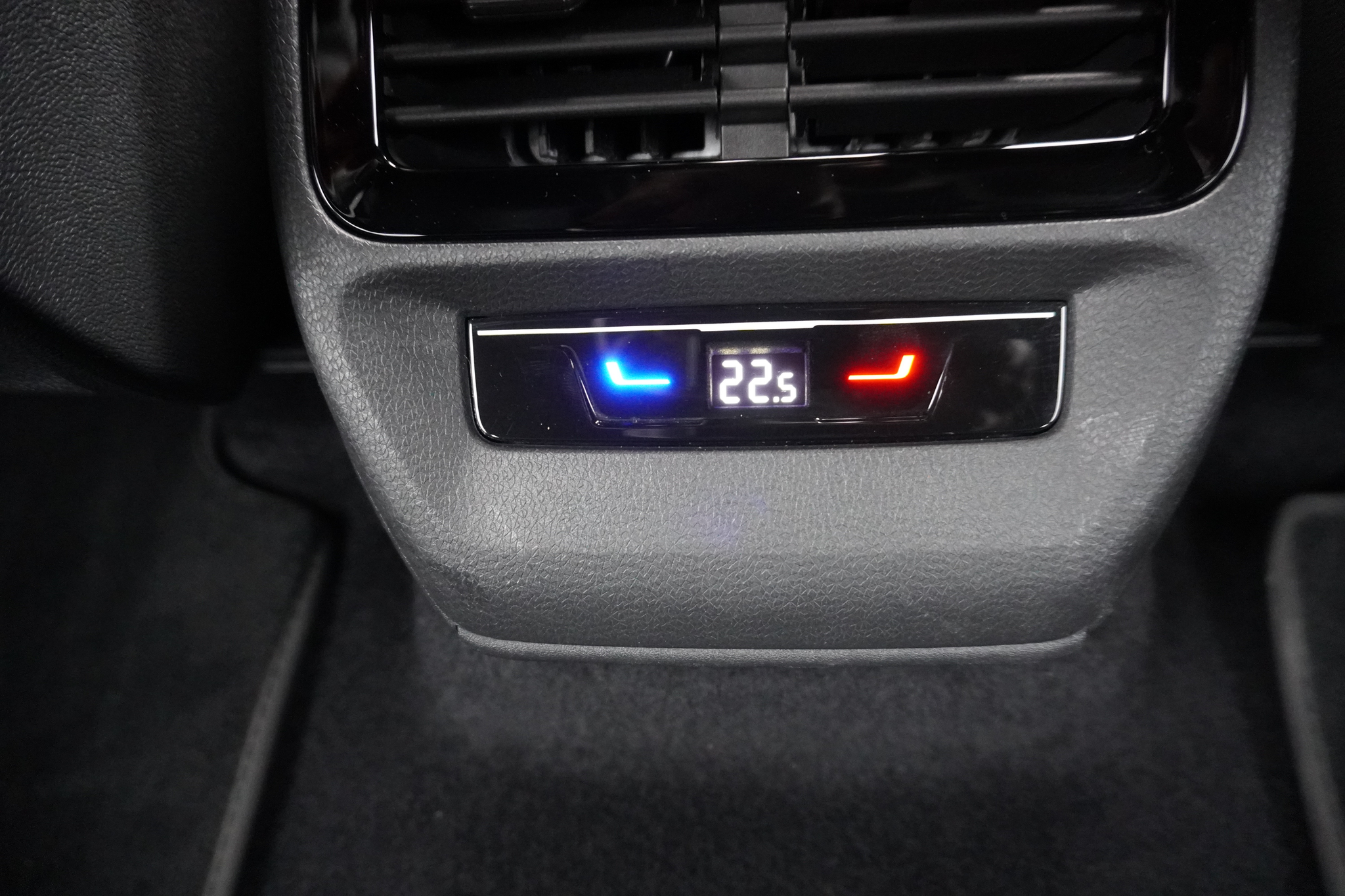 listing desktop thumbnail image 21