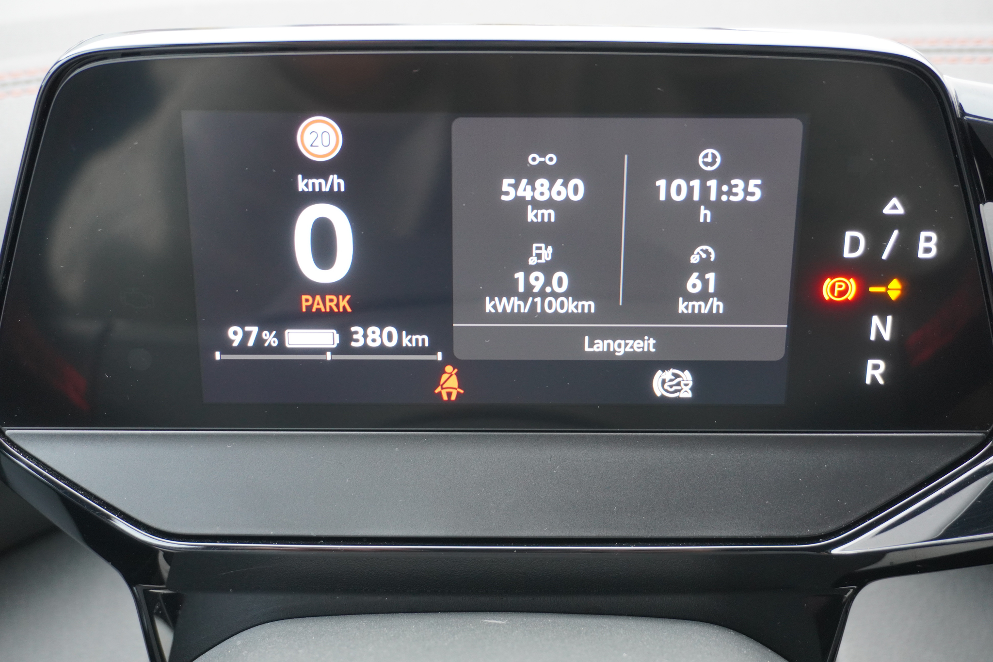 listing desktop thumbnail image 25