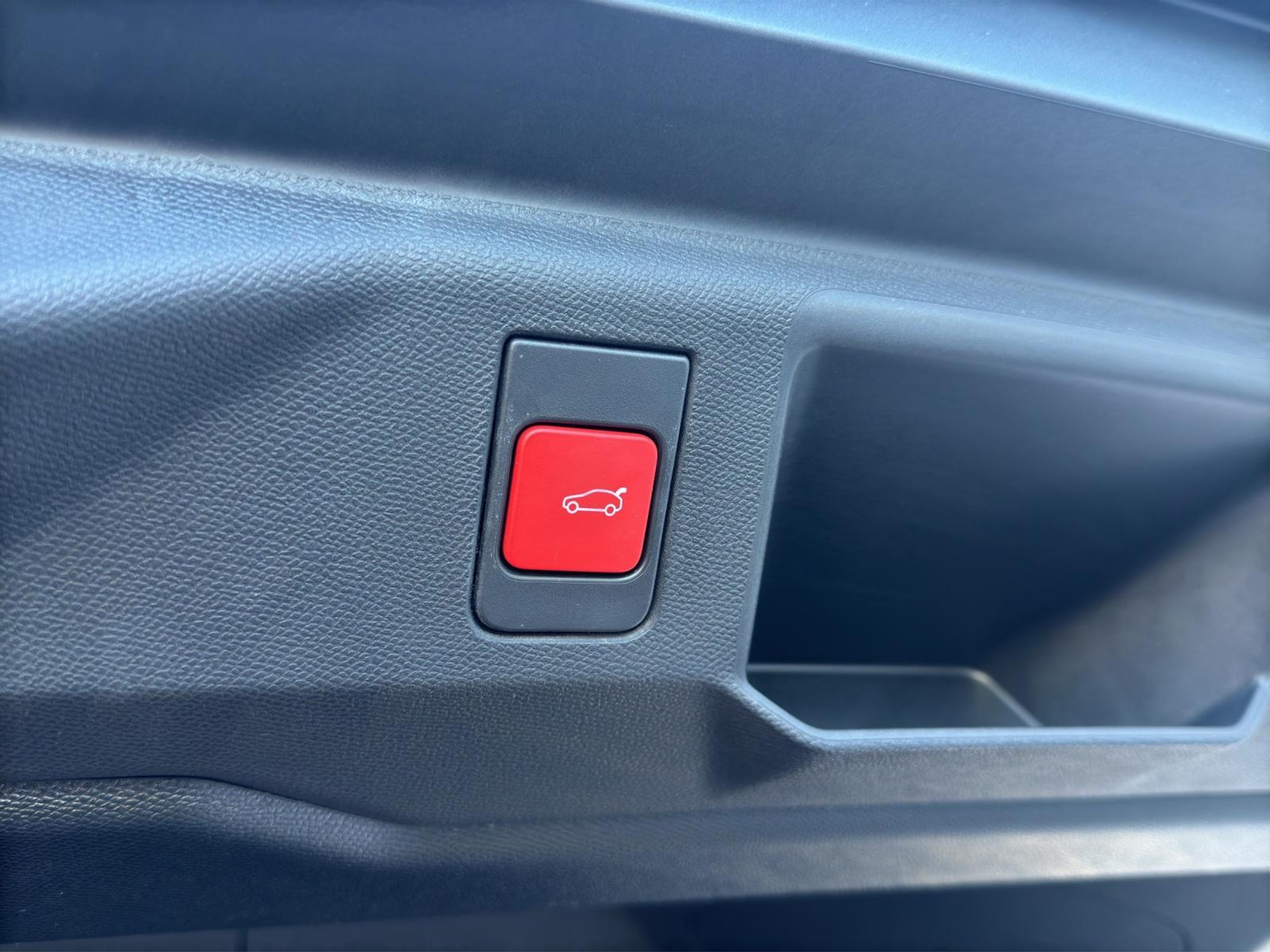 listing desktop thumbnail image 20