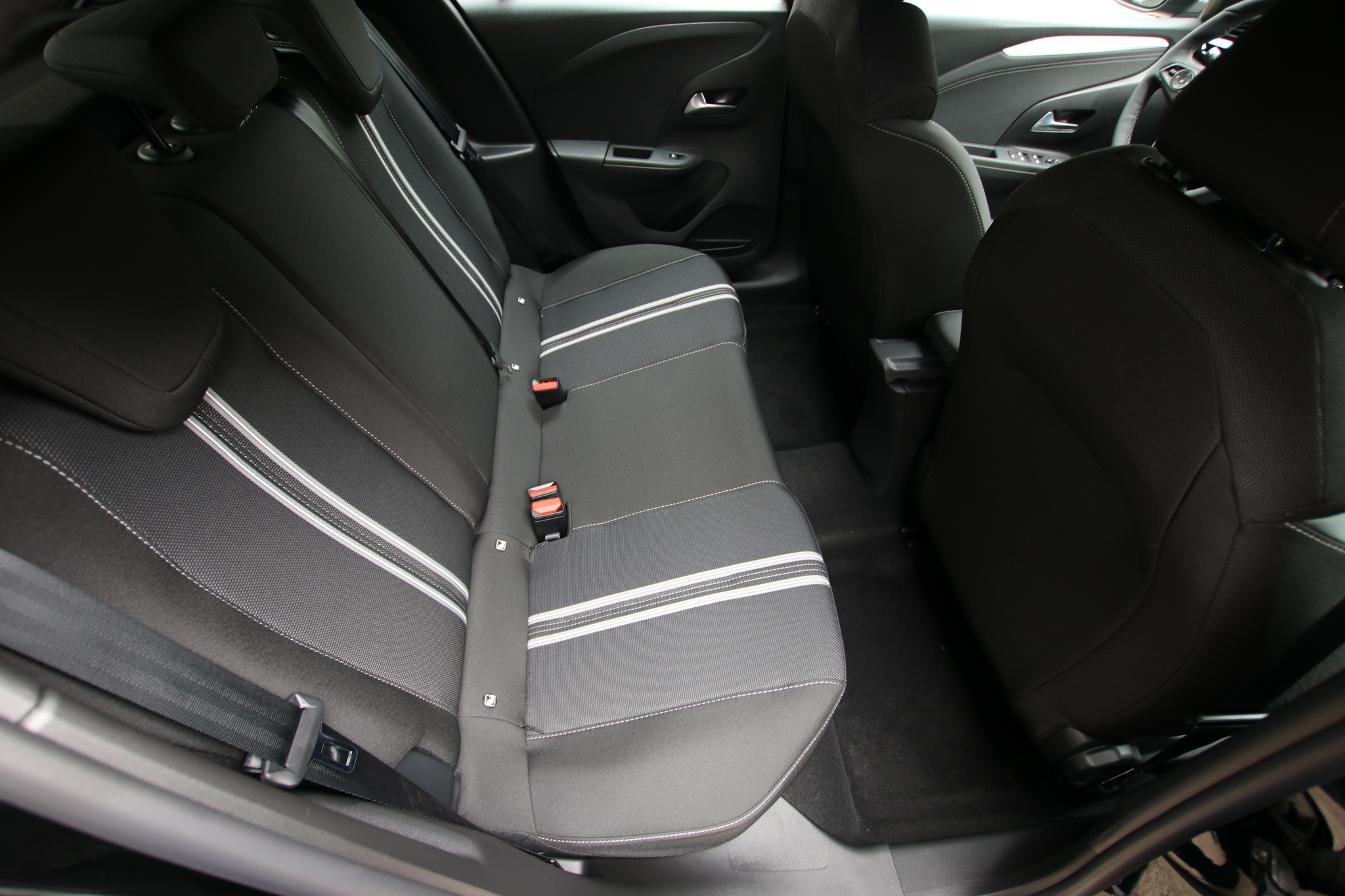 listing desktop thumbnail image 14