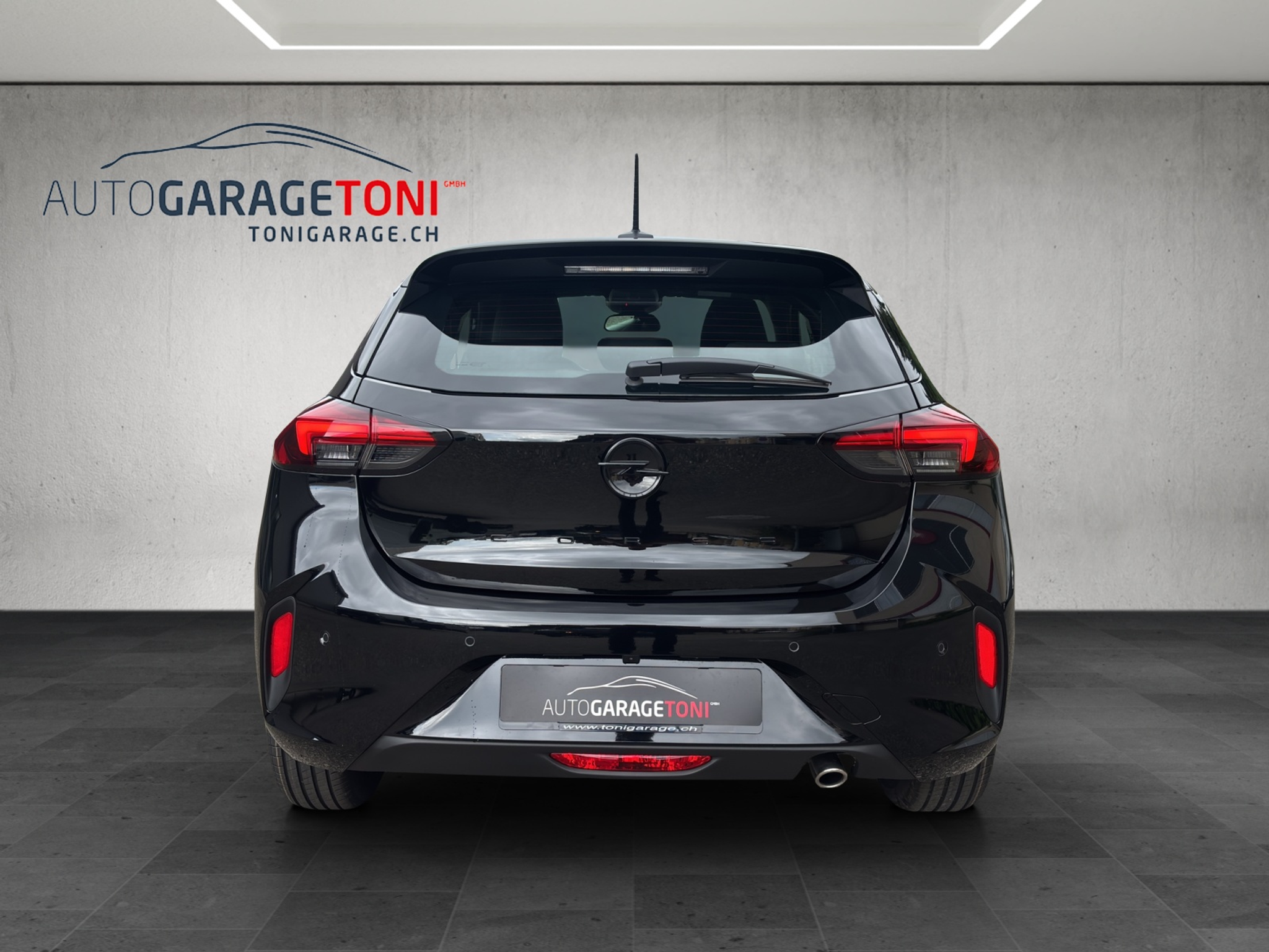 listing desktop thumbnail image 7