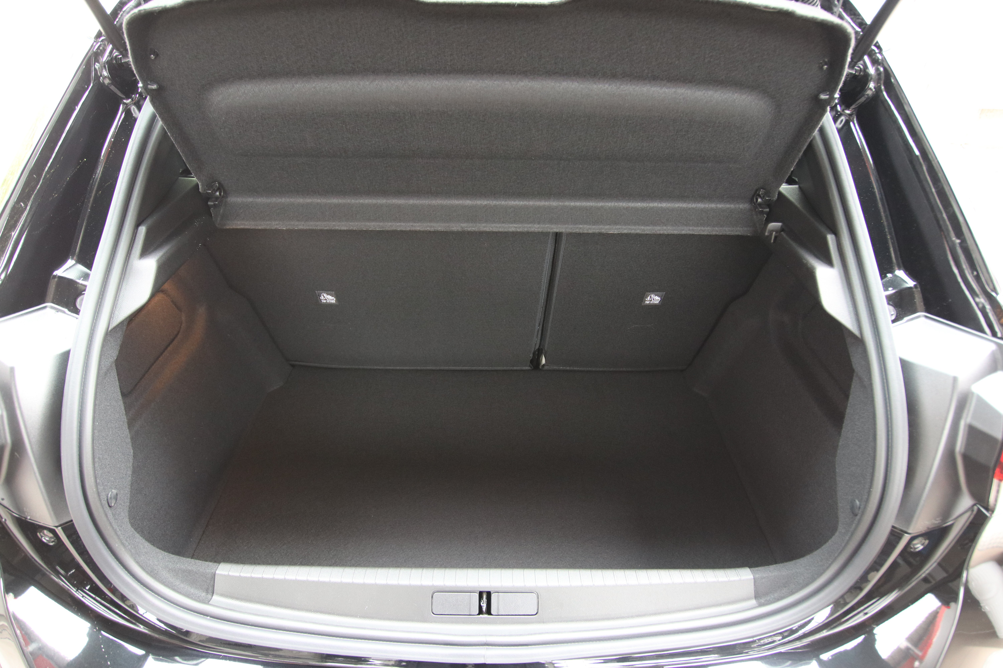 listing desktop thumbnail image 15