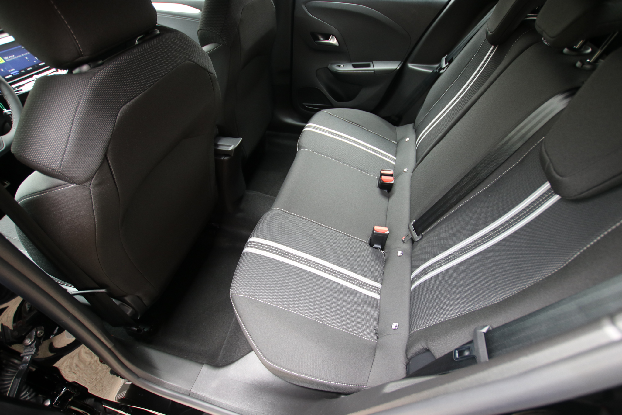 listing desktop thumbnail image 13