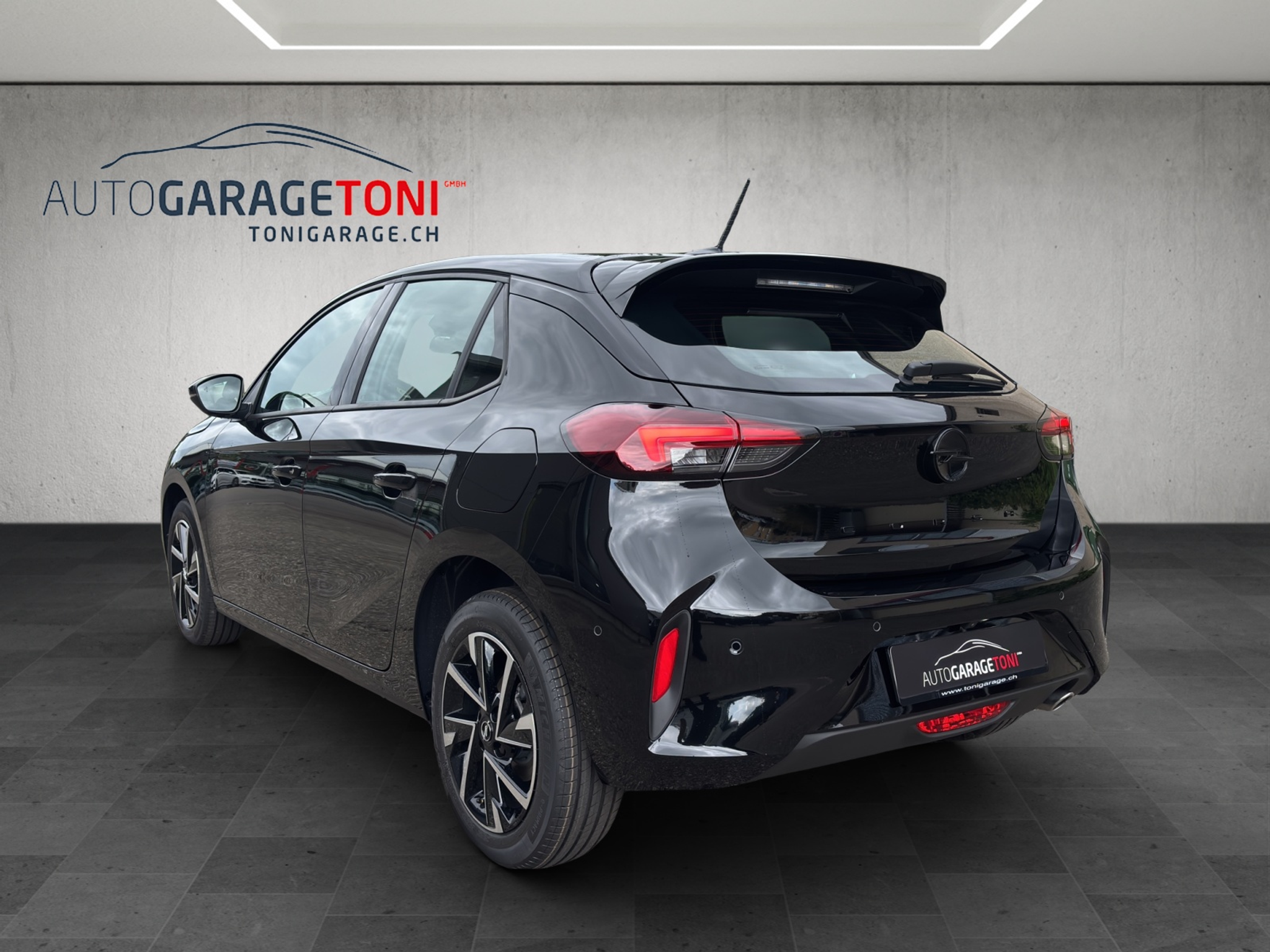 listing desktop thumbnail image 6