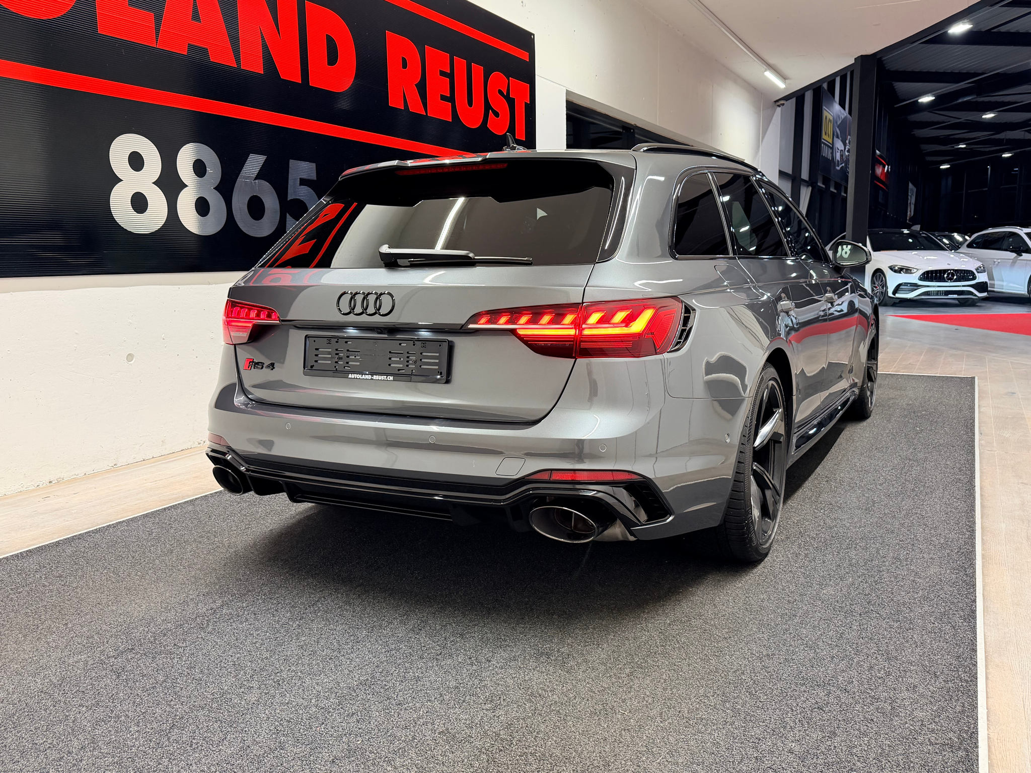 listing desktop thumbnail image 5