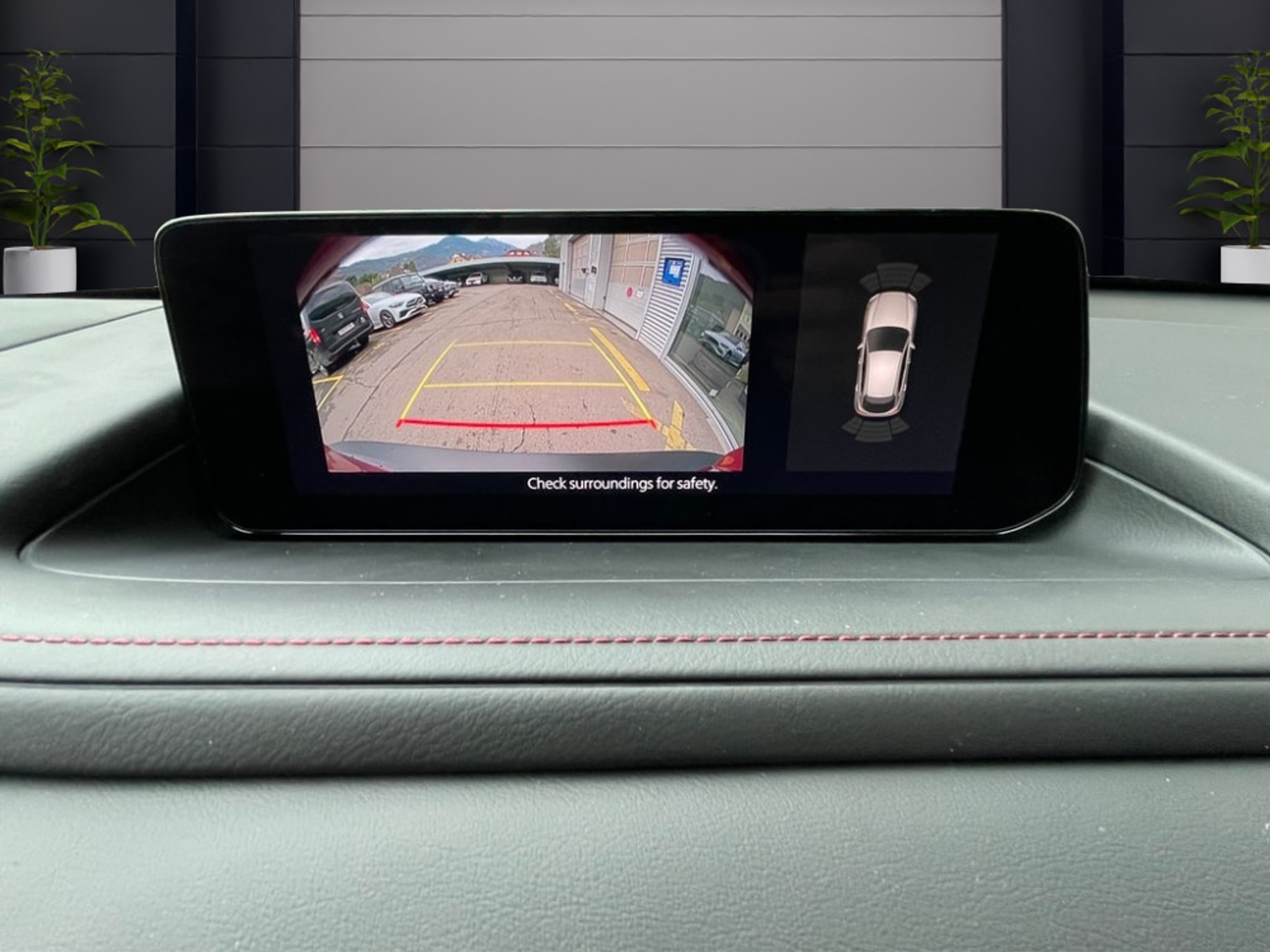 listing desktop thumbnail image 13