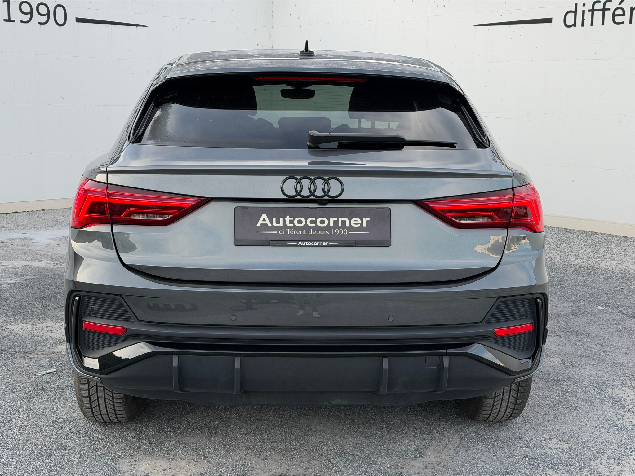 listing desktop thumbnail image 4