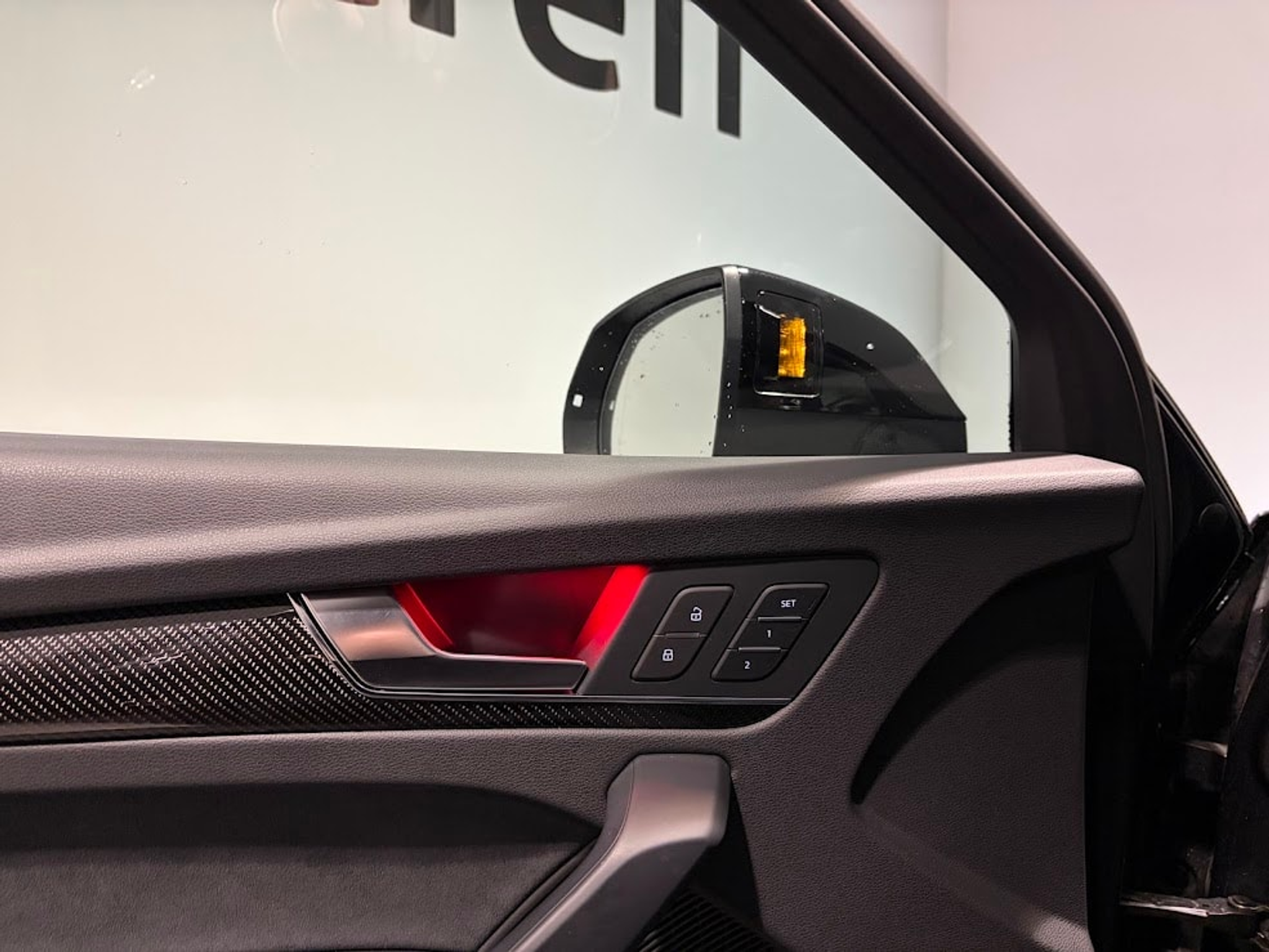 listing desktop thumbnail image 7