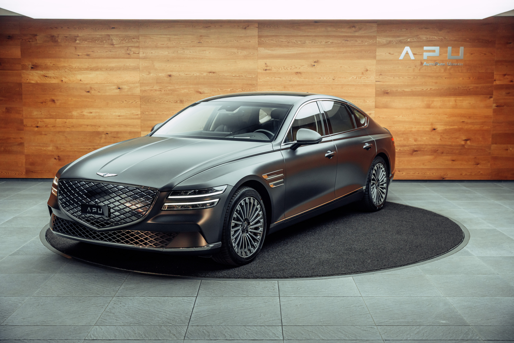 listing desktop thumbnail image 3