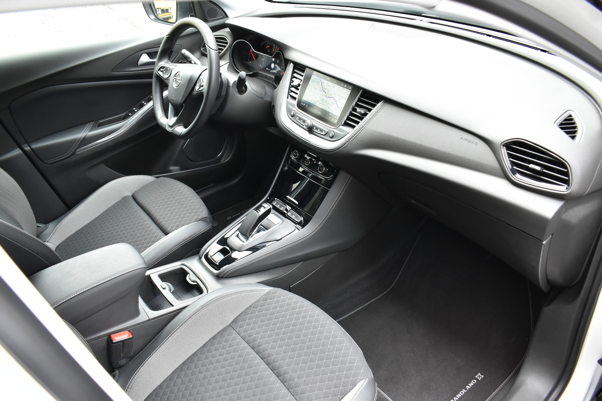 listing desktop thumbnail image 8