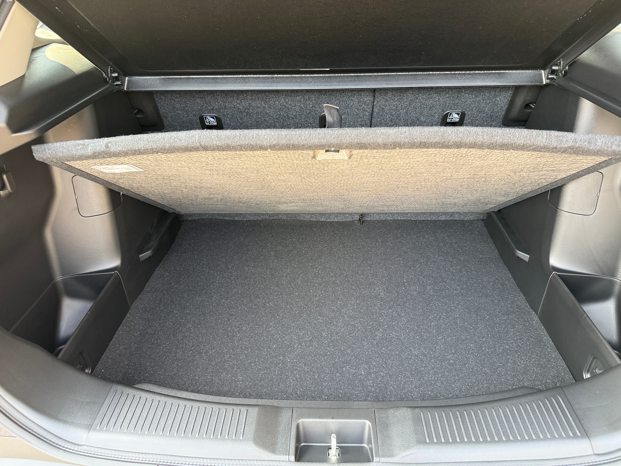 listing desktop thumbnail image 21