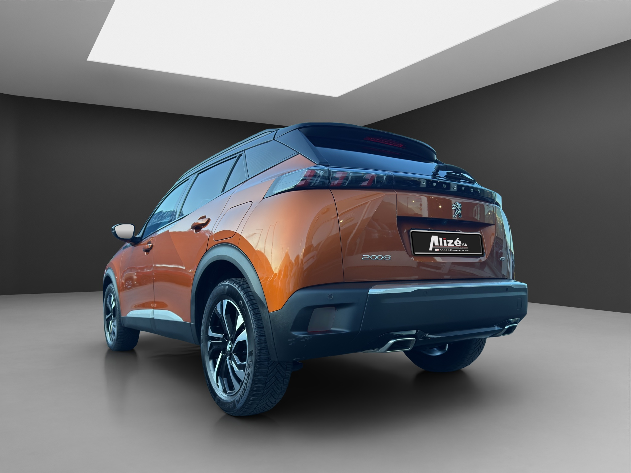 listing desktop thumbnail image 4