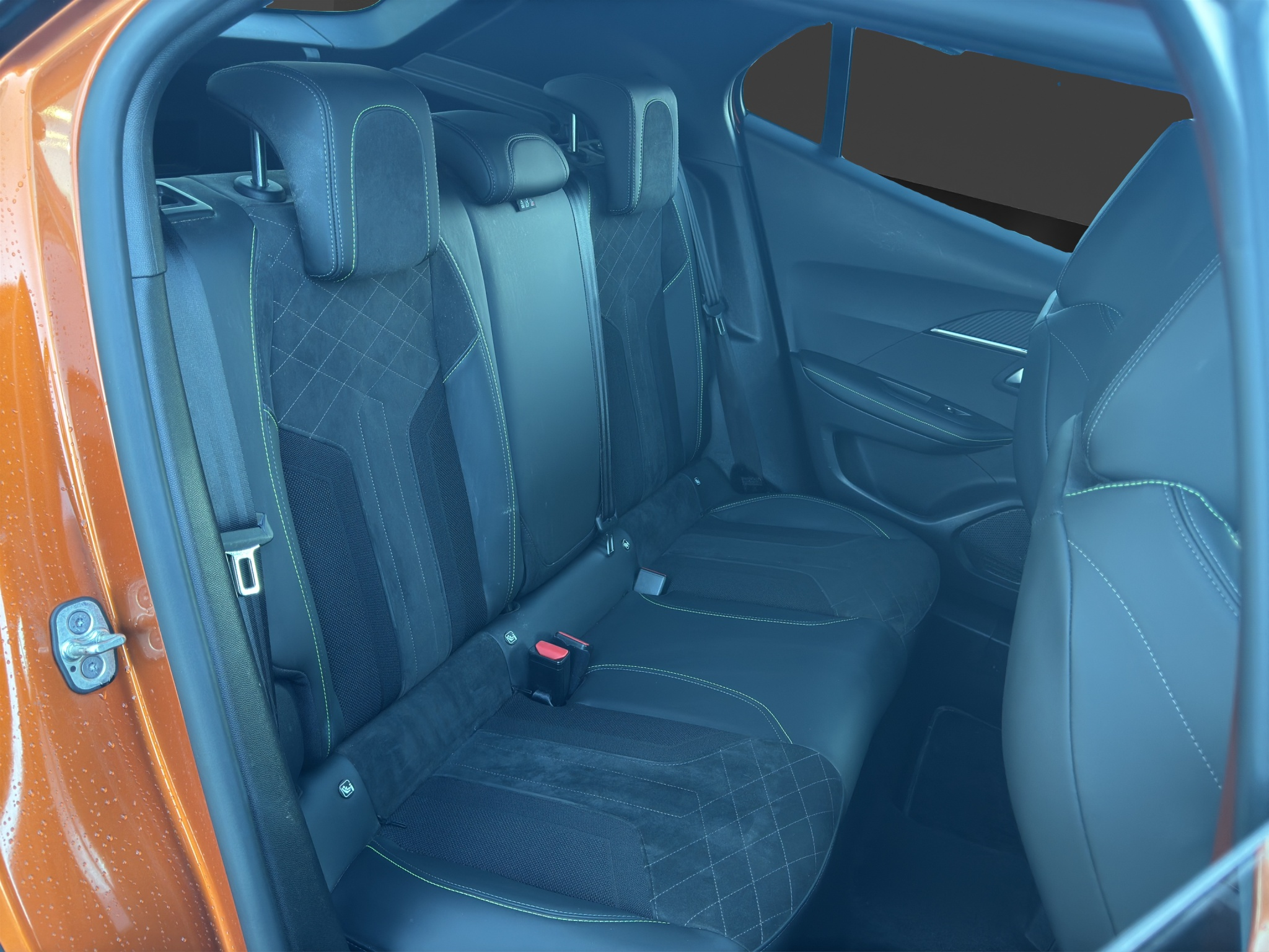 listing desktop thumbnail image 18