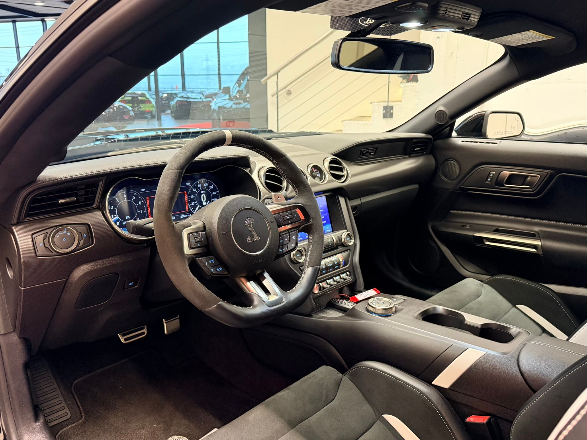 listing desktop thumbnail image 11