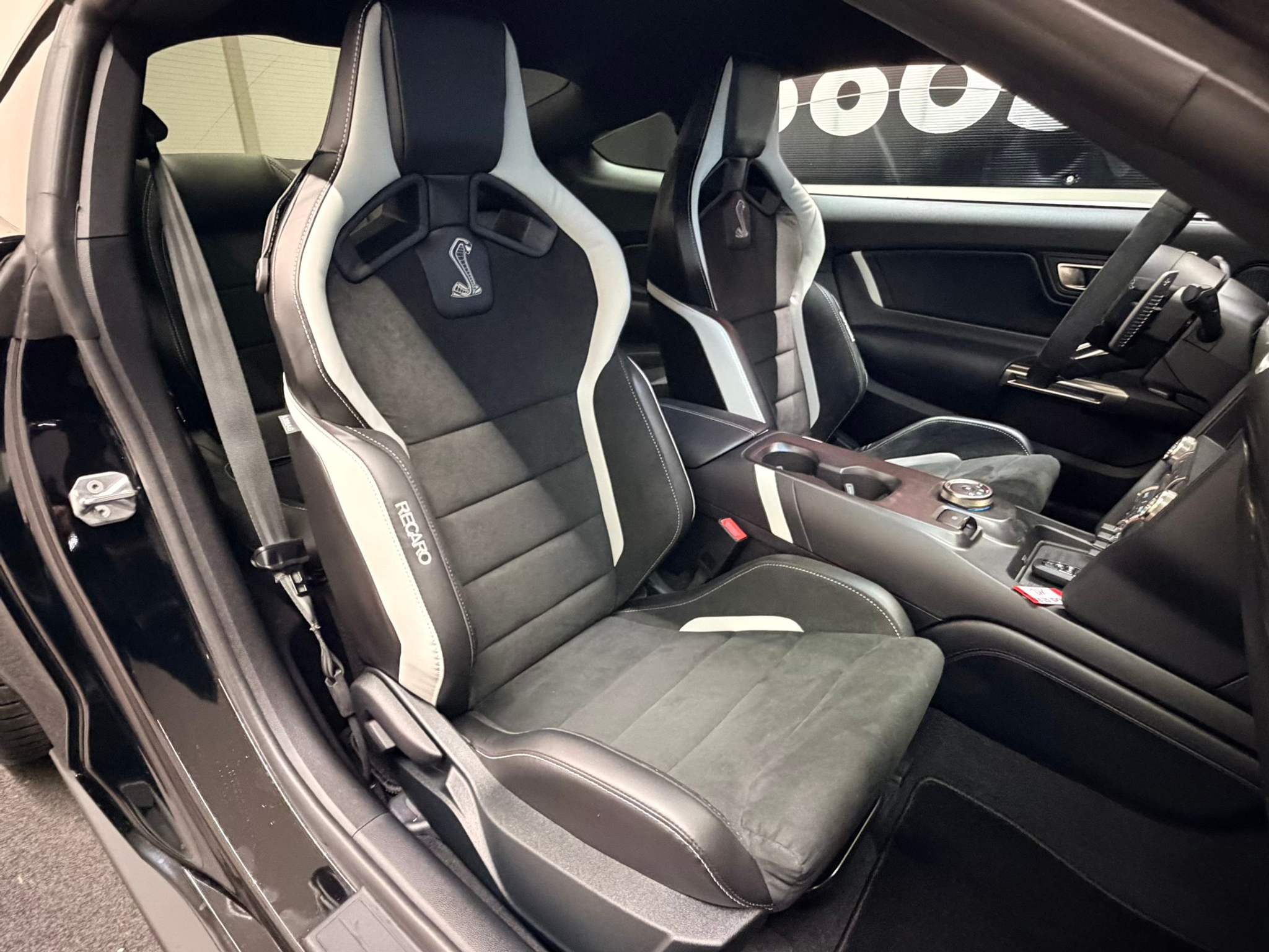 listing desktop thumbnail image 18