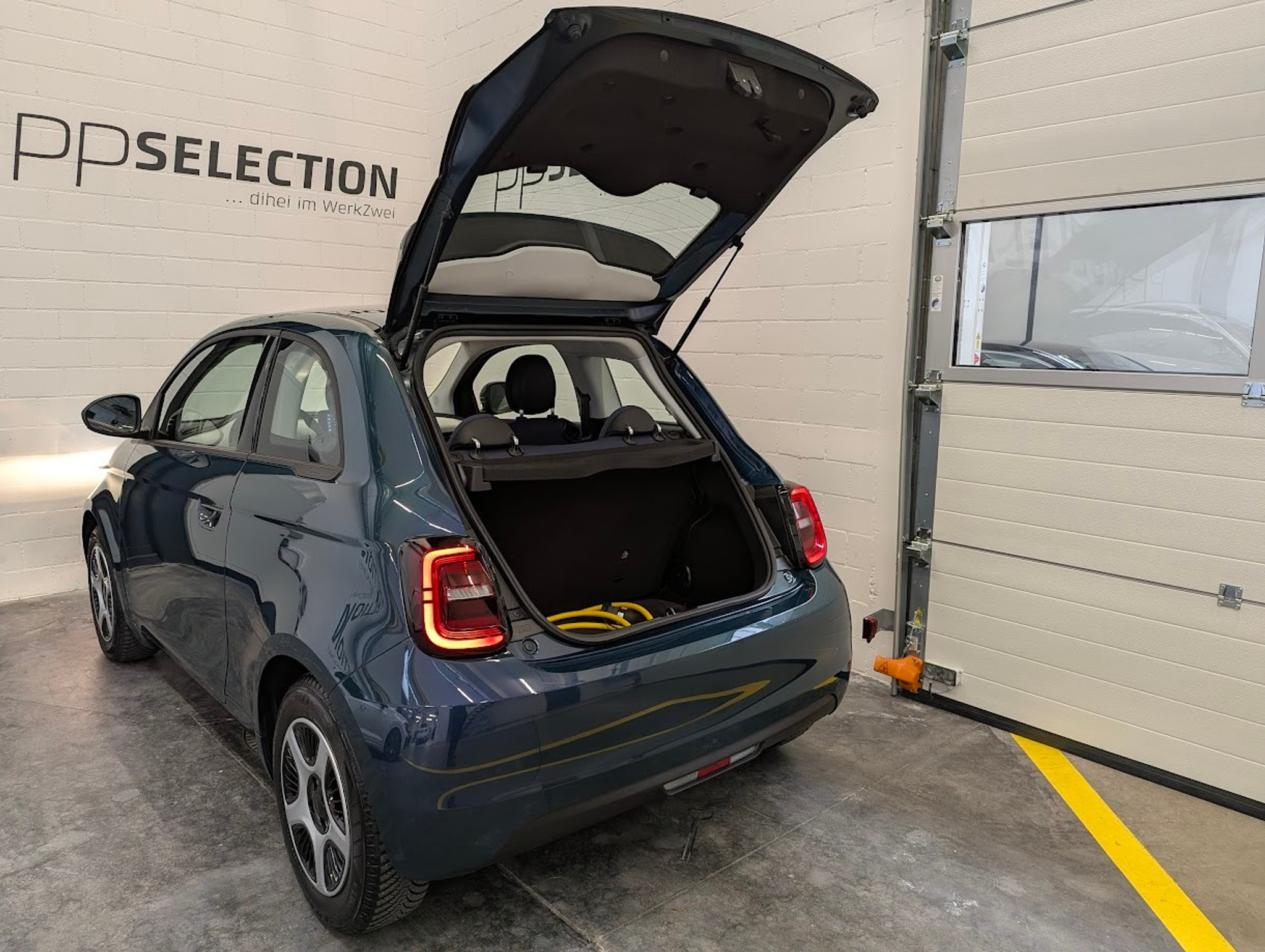 listing desktop thumbnail image 28