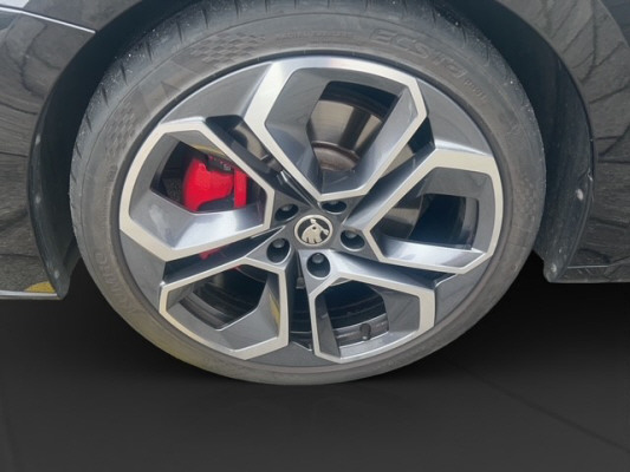 listing desktop thumbnail image 13