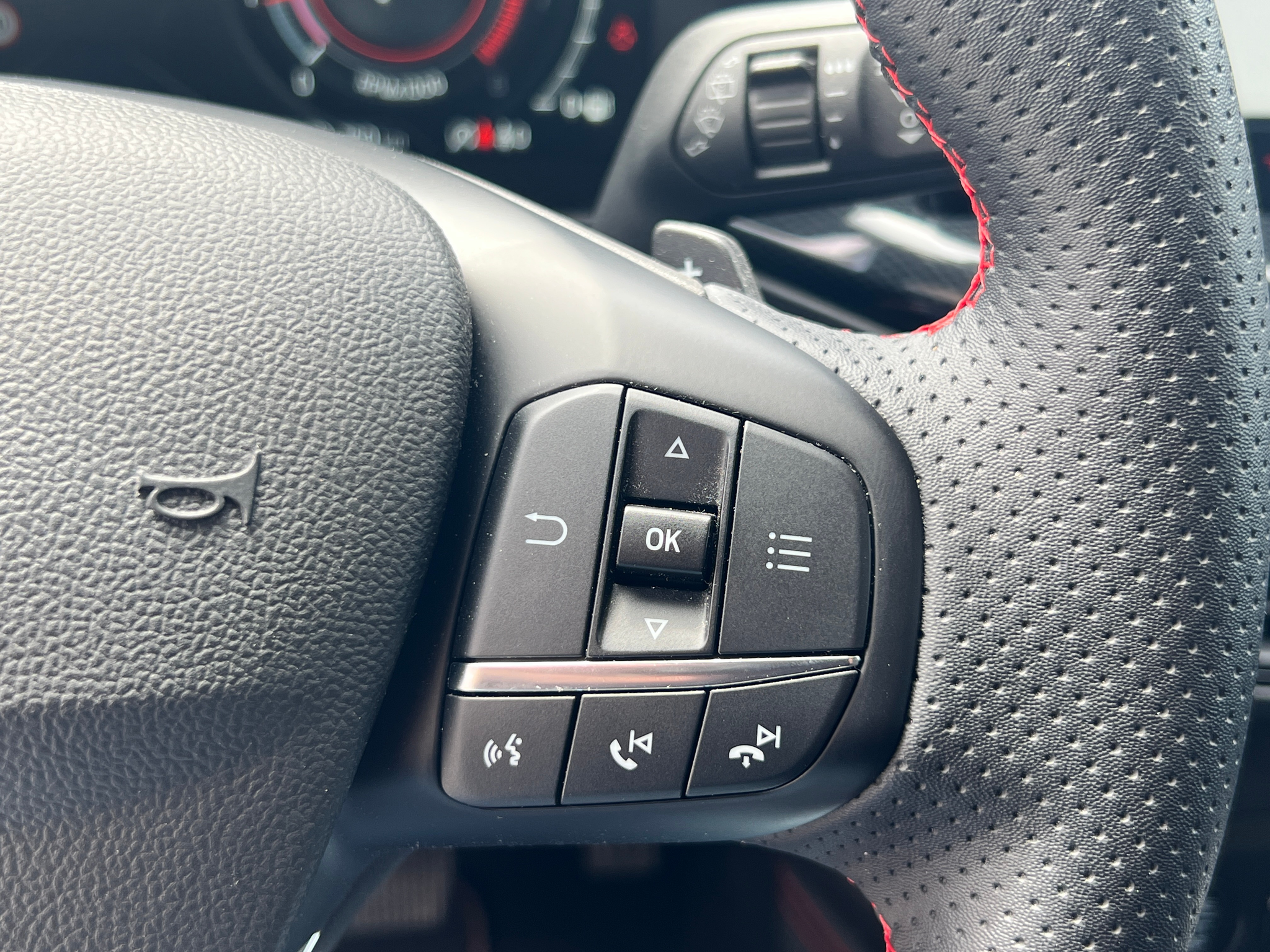 listing desktop thumbnail image 23