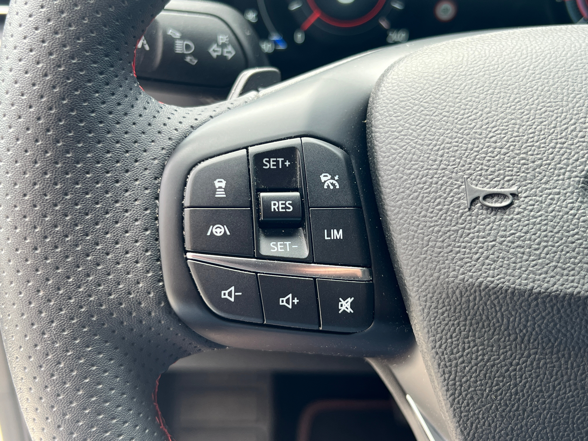 listing desktop thumbnail image 22