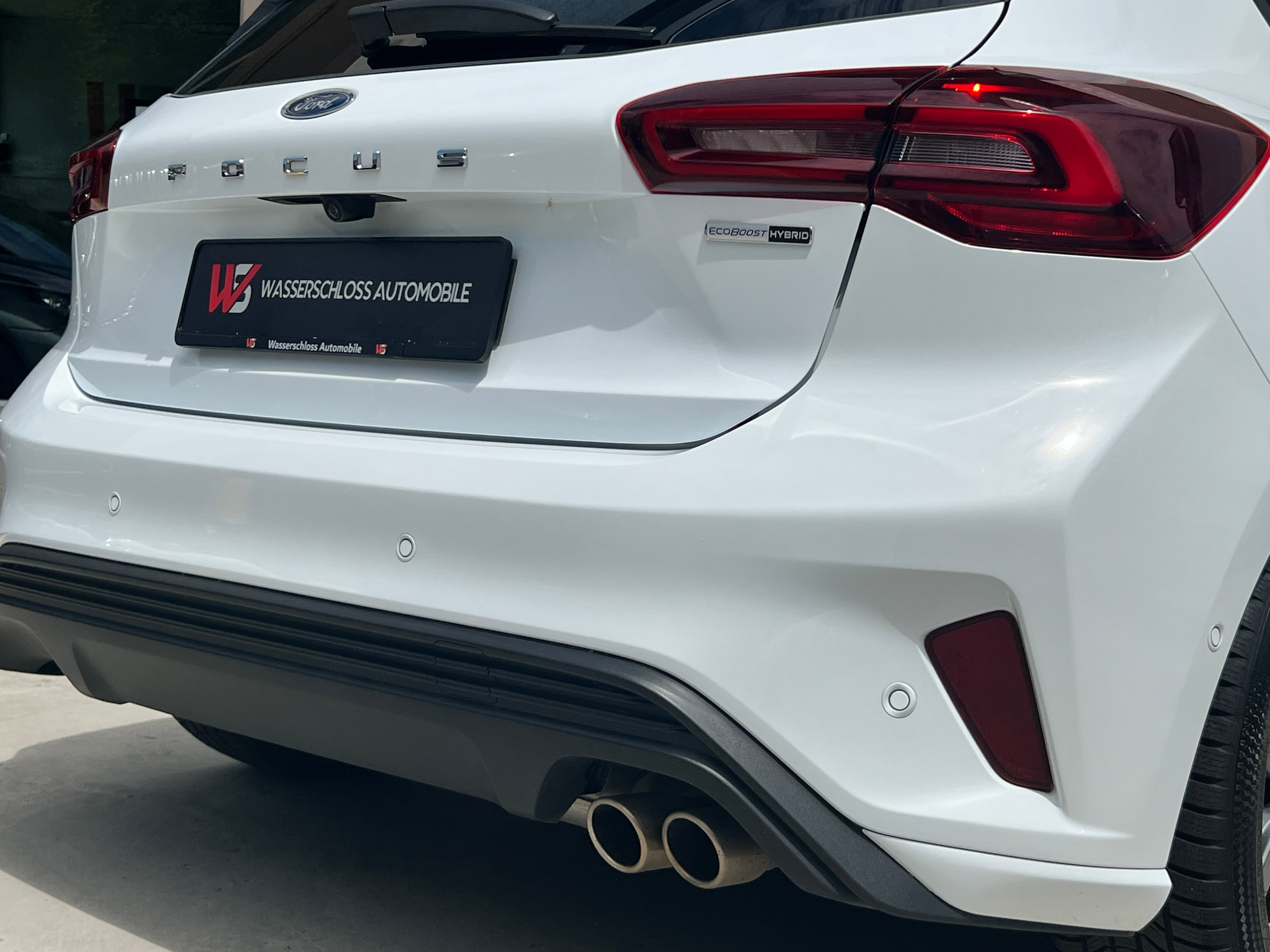 listing desktop thumbnail image 8