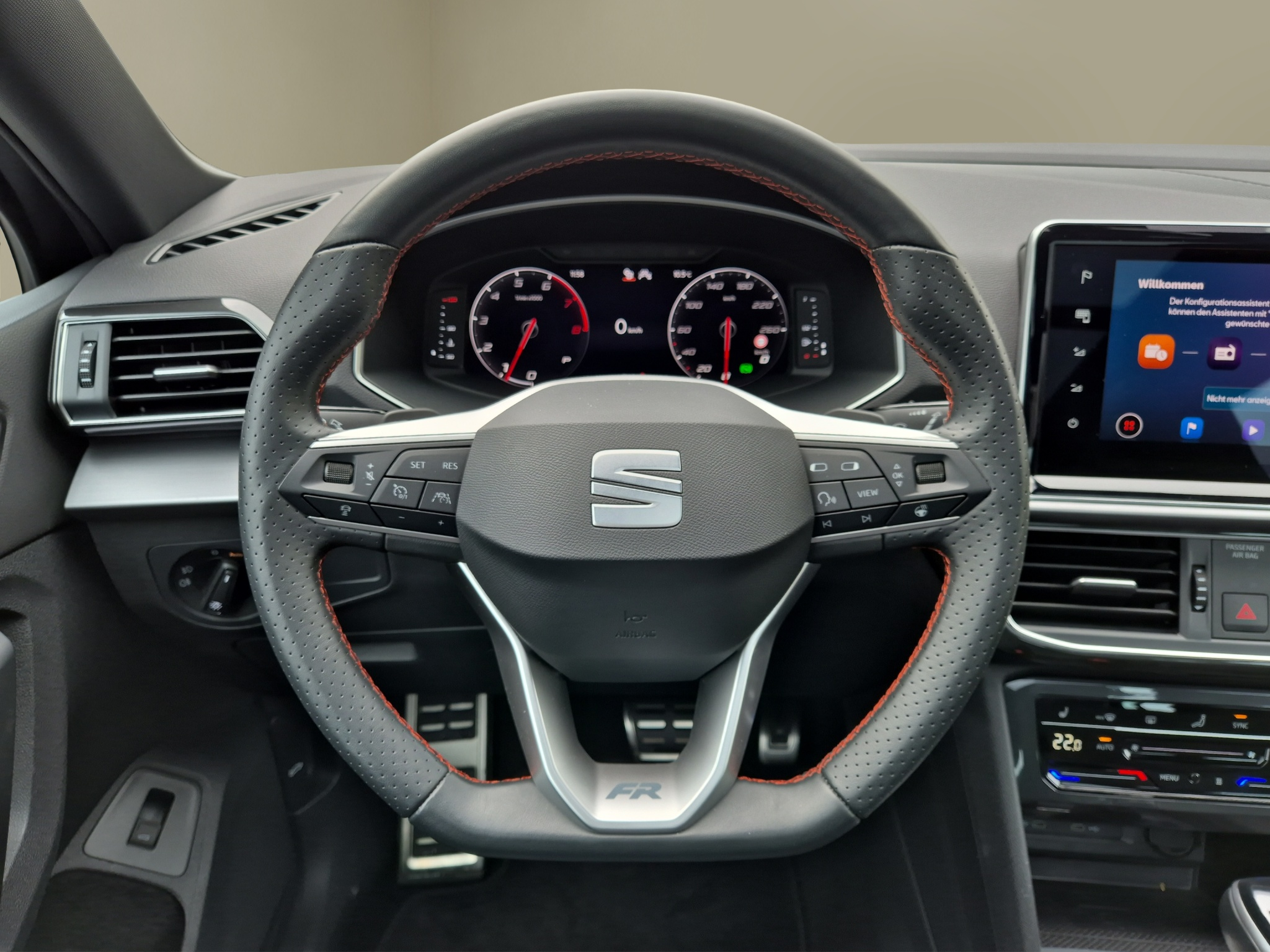 listing desktop thumbnail image 11