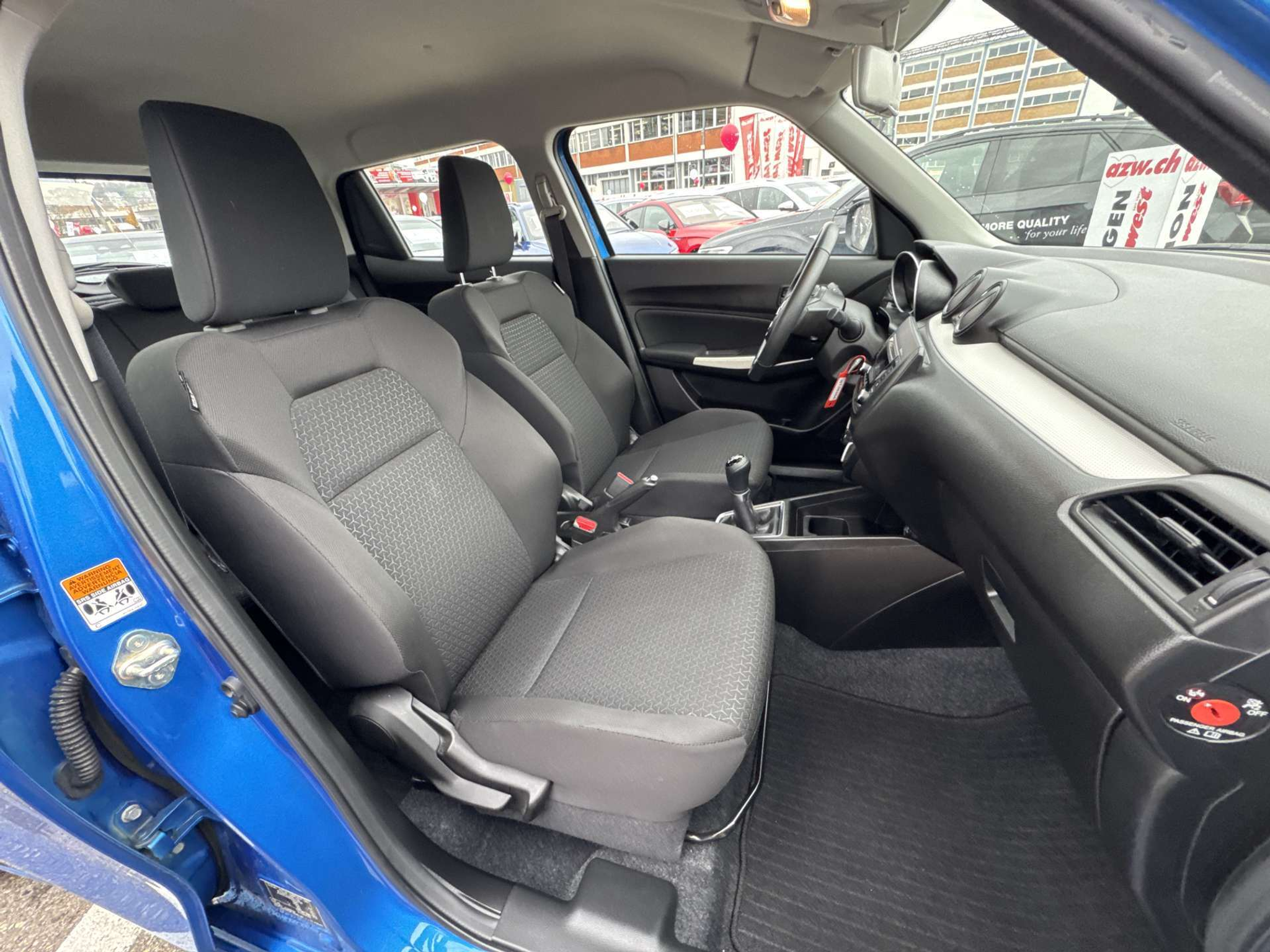 listing desktop thumbnail image 12