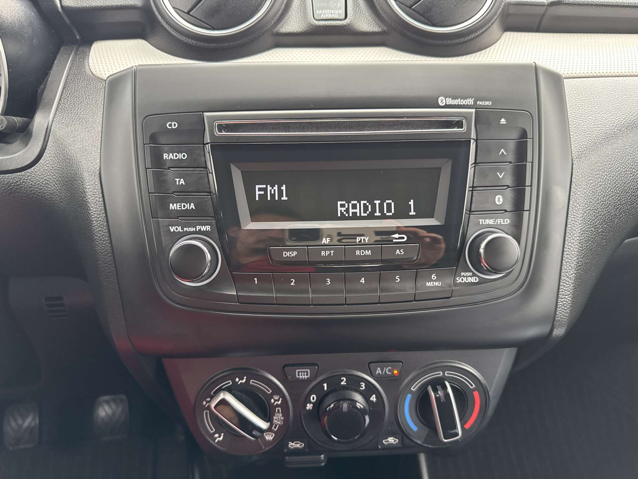 listing desktop thumbnail image 1