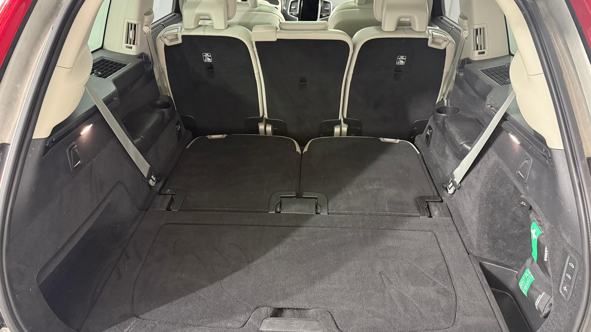 listing desktop thumbnail image 6