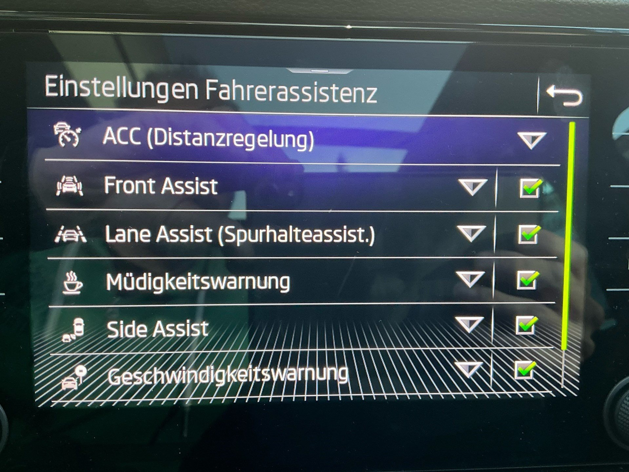 listing desktop thumbnail image 21