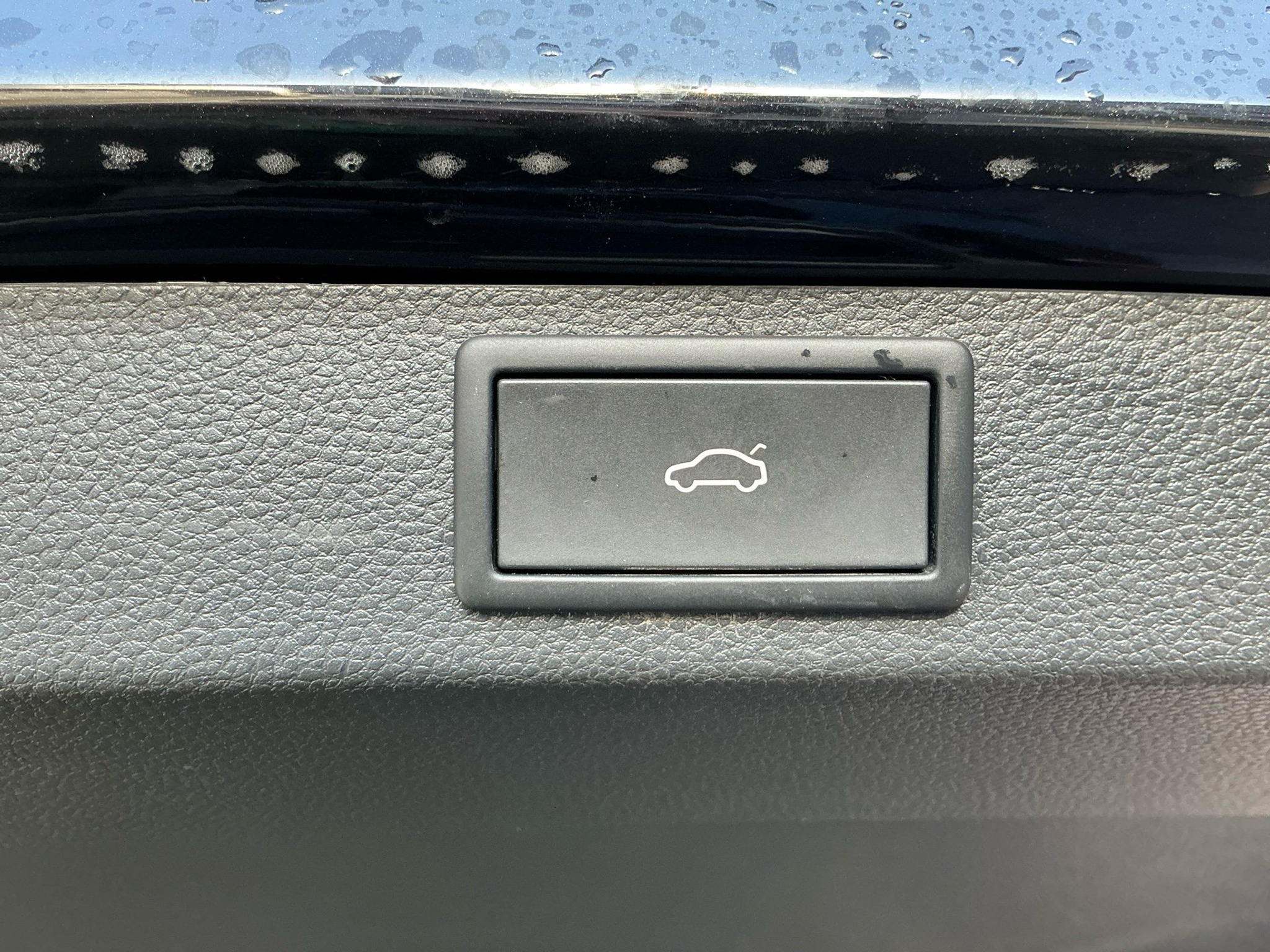 listing desktop thumbnail image 29