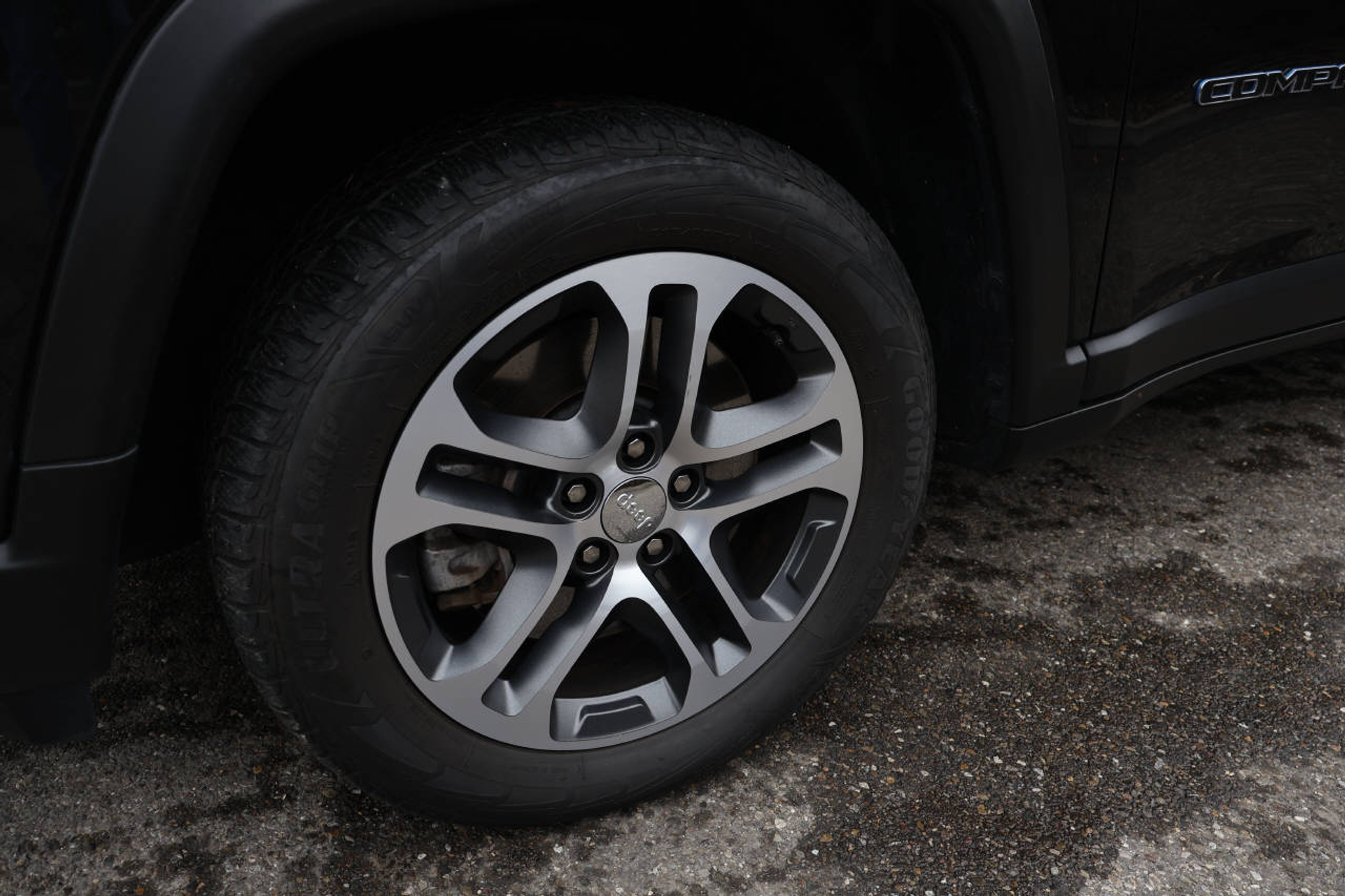 listing desktop thumbnail image 14