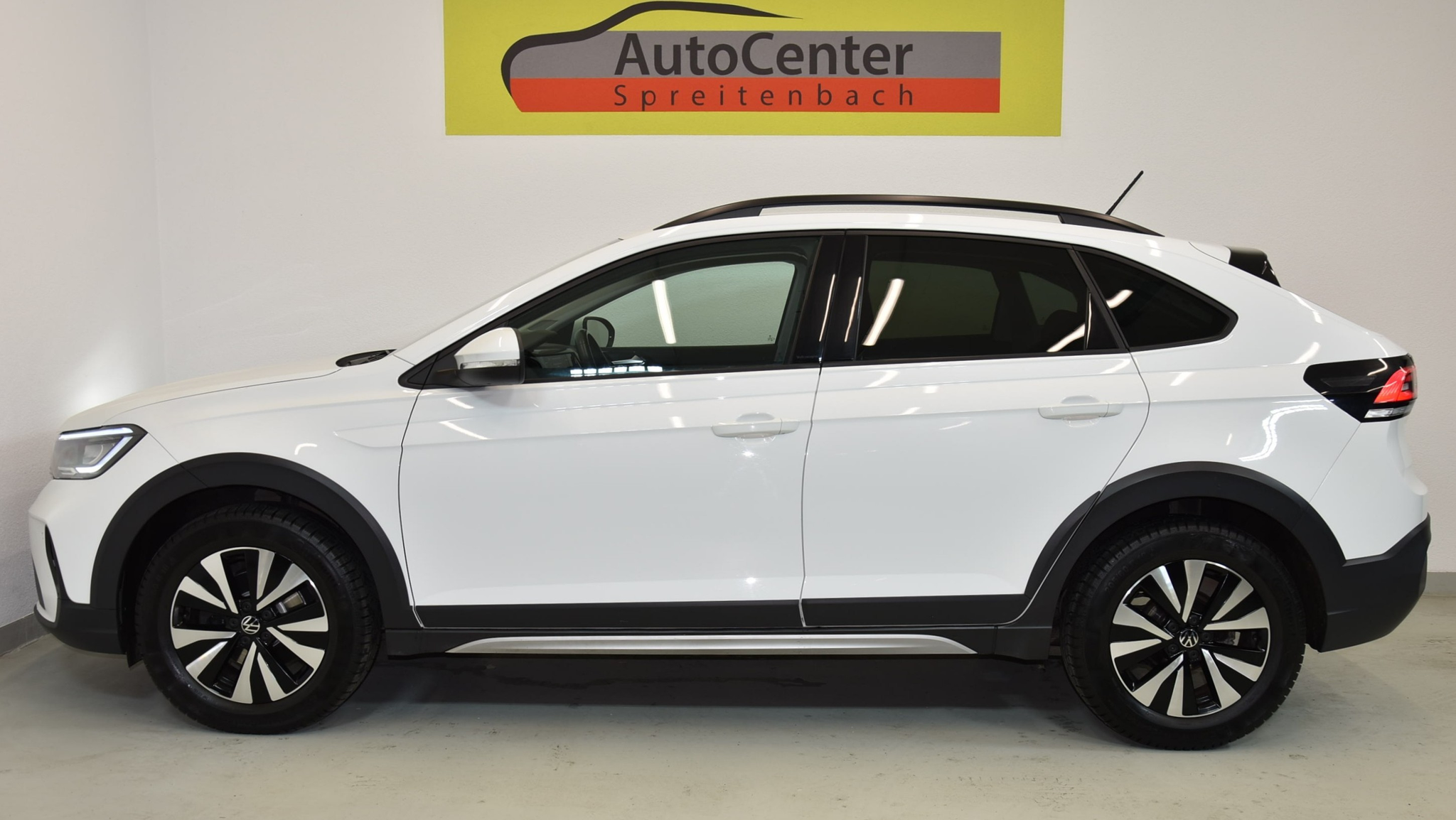 listing desktop thumbnail image 8