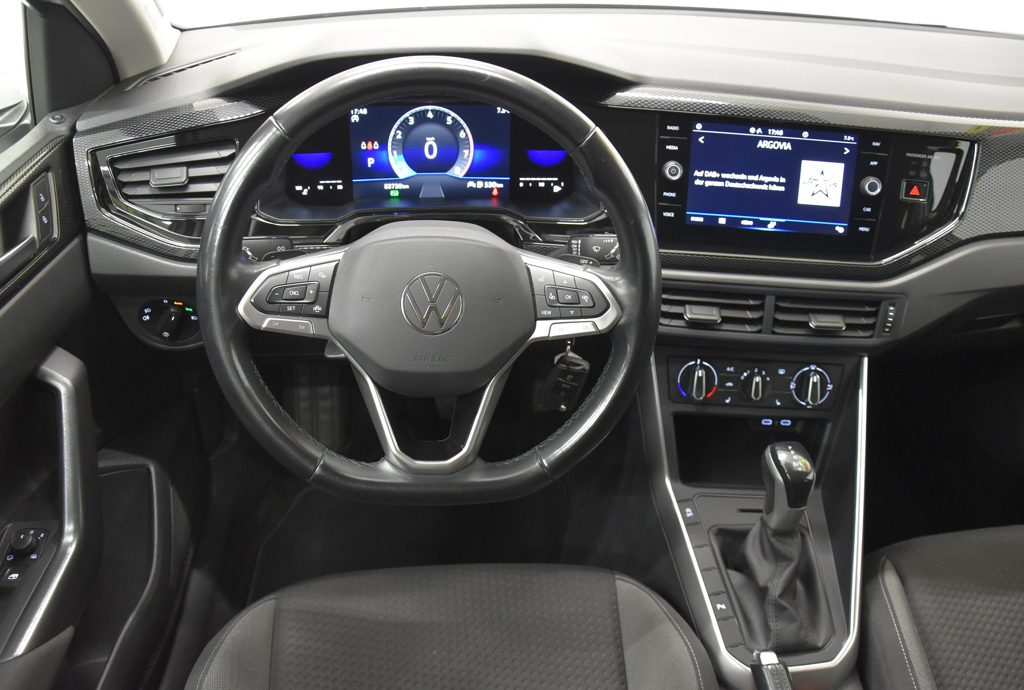 listing desktop thumbnail image 5