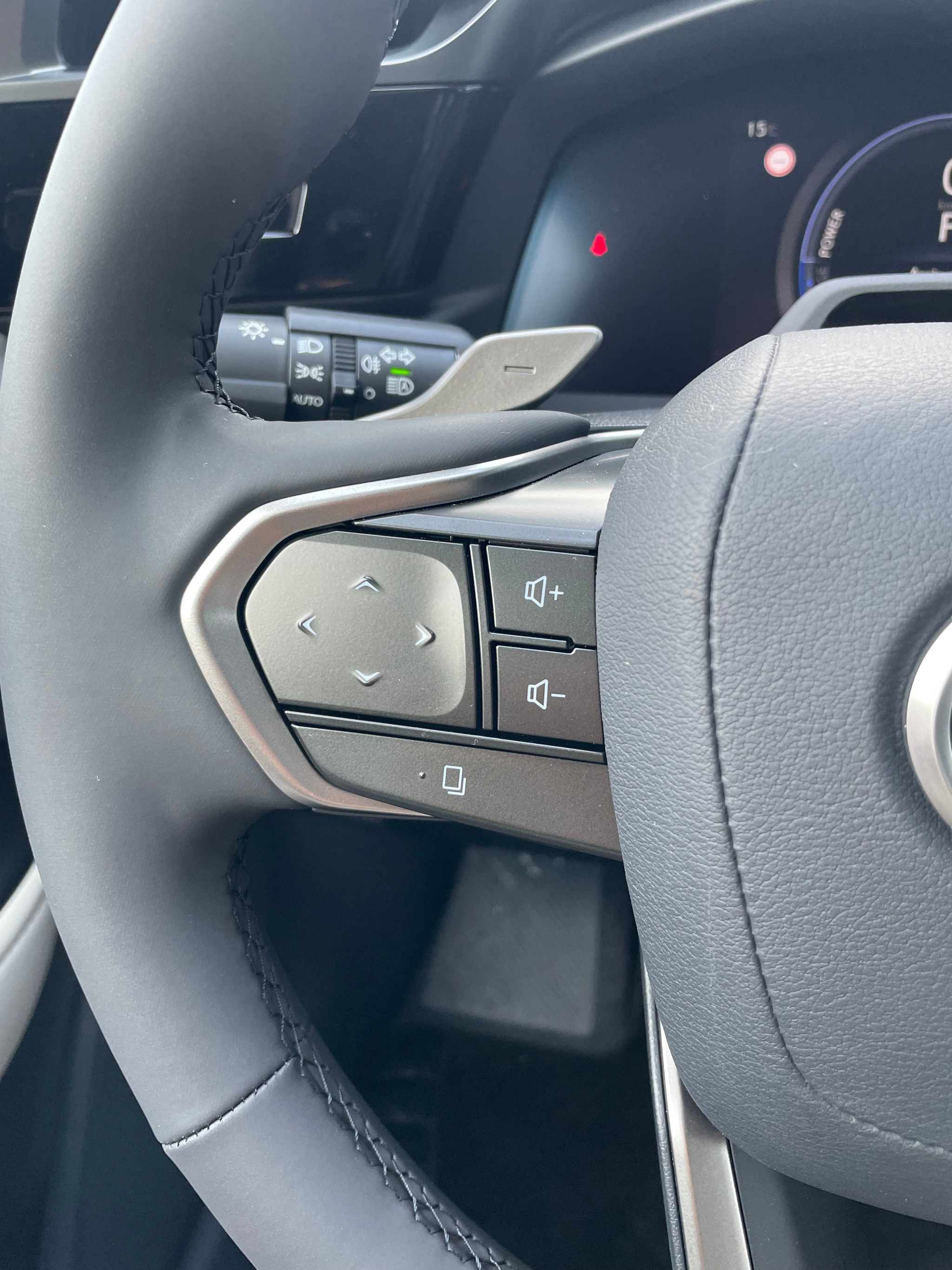 listing desktop thumbnail image 19