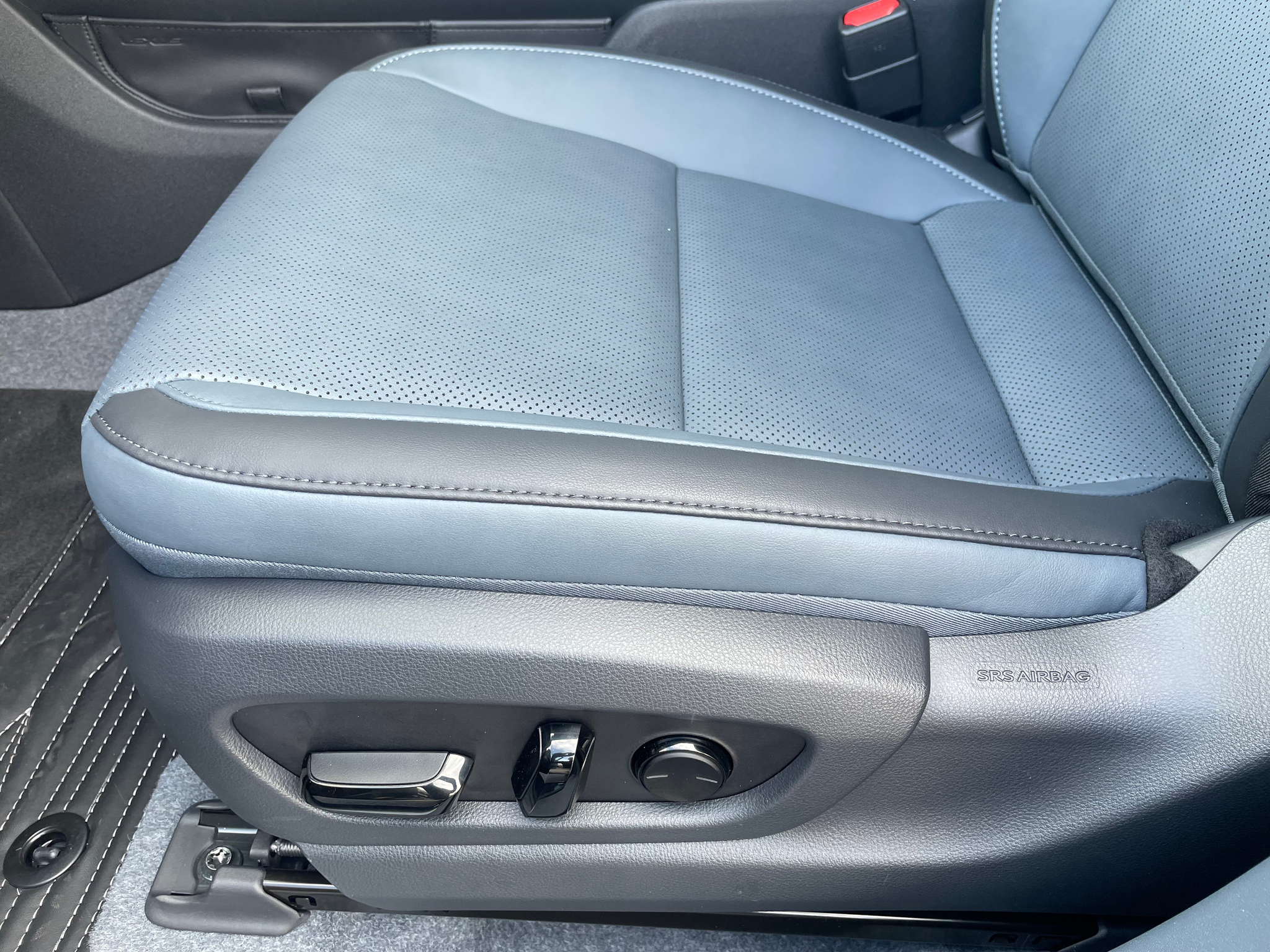 listing desktop thumbnail image 12