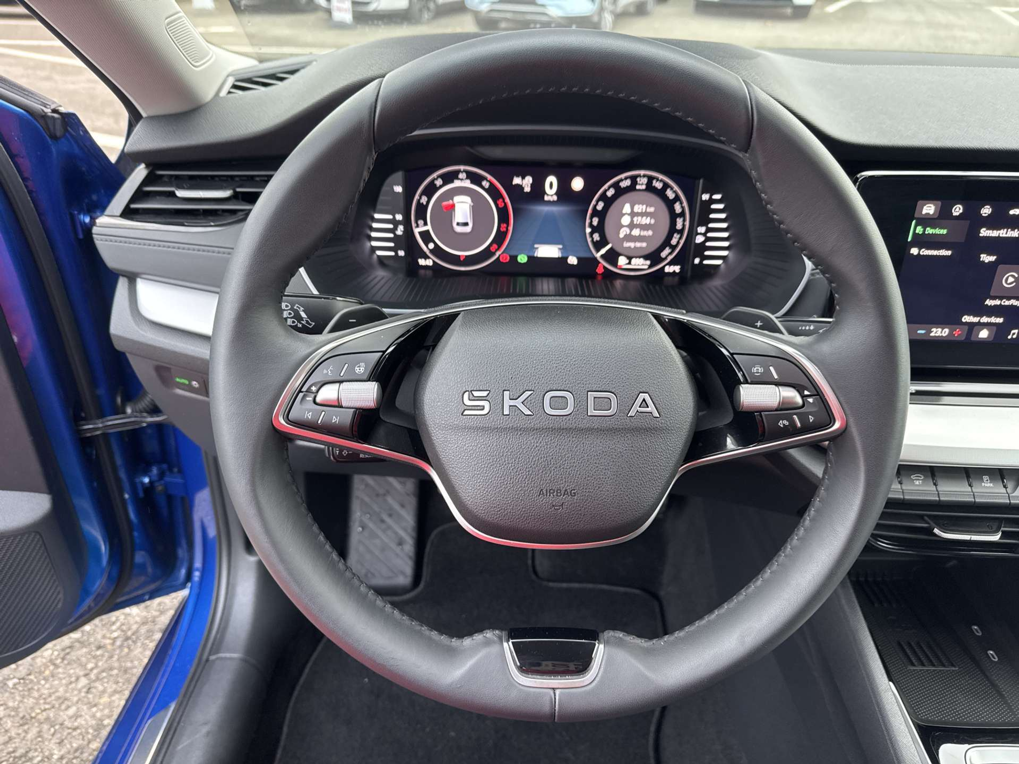 listing desktop thumbnail image 15