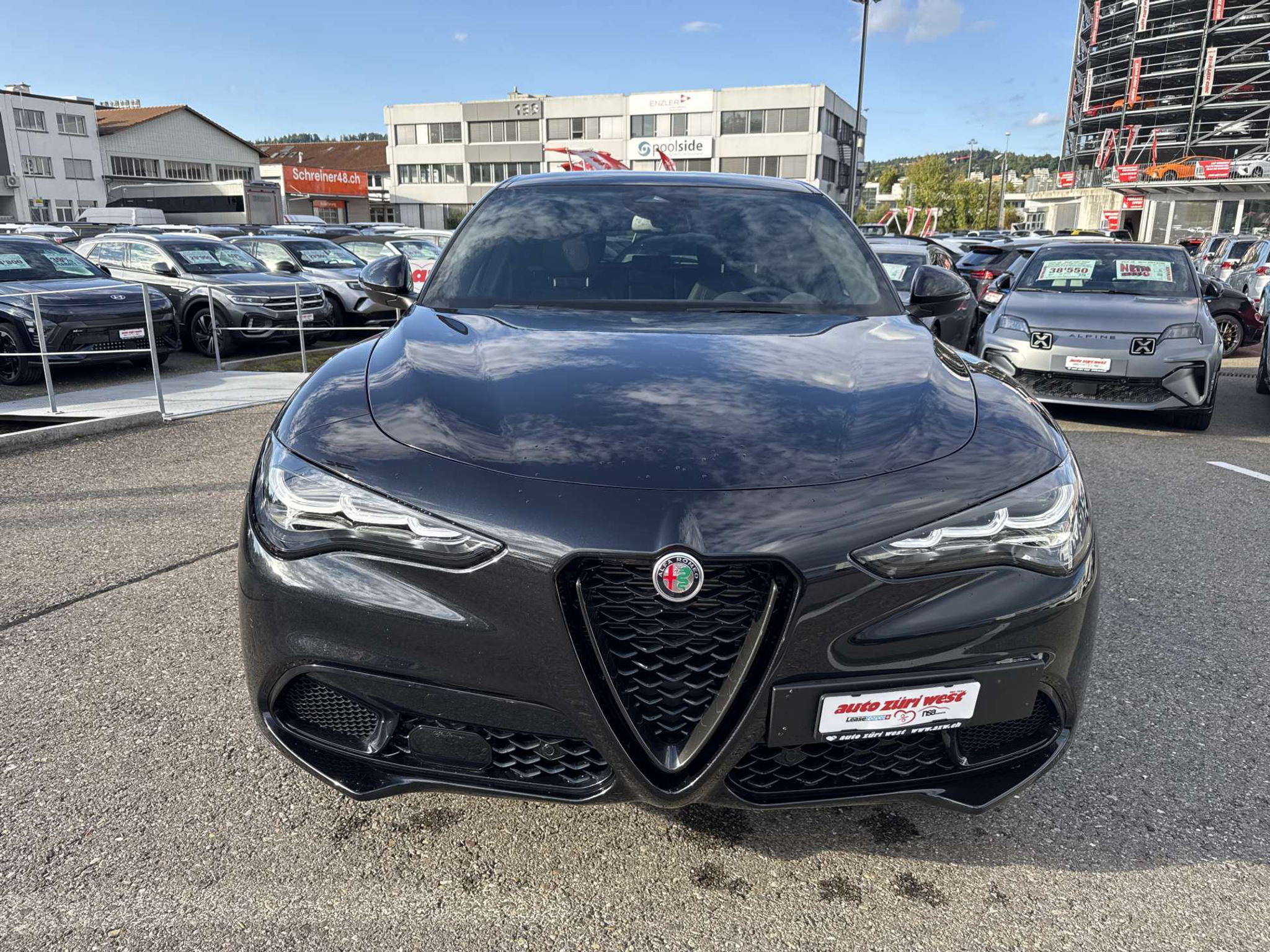 listing desktop thumbnail image 13